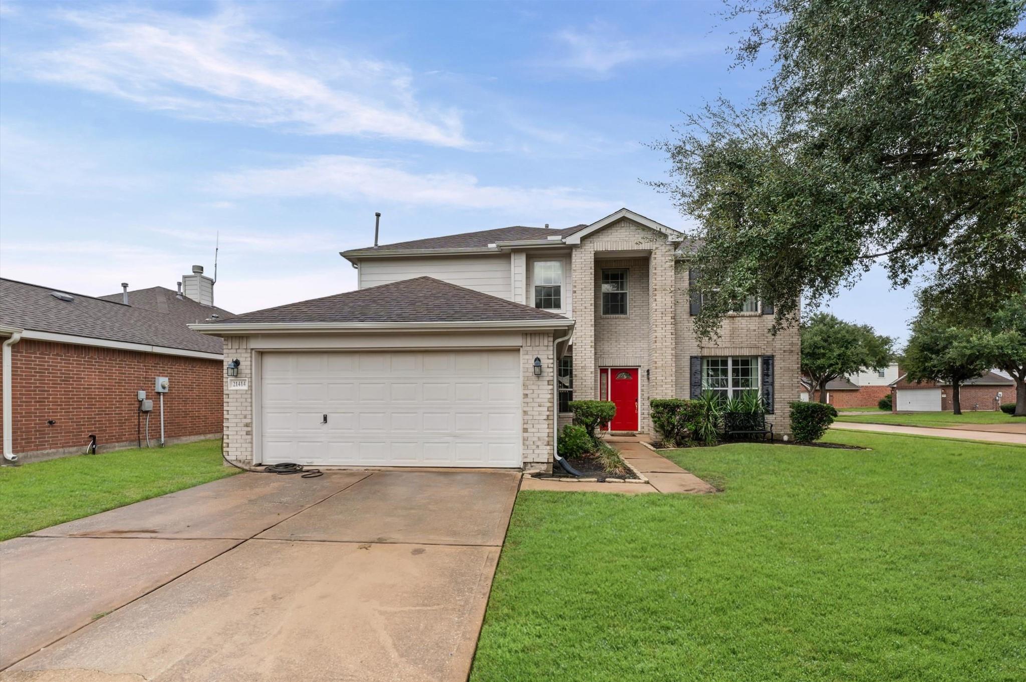 21414 Pointed Oak Lane Property Photo 1