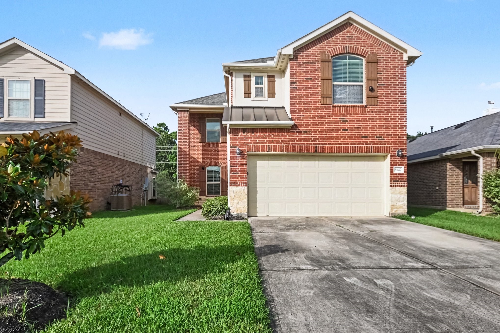 5127 Gulf Stream Lane Property Photo 1
