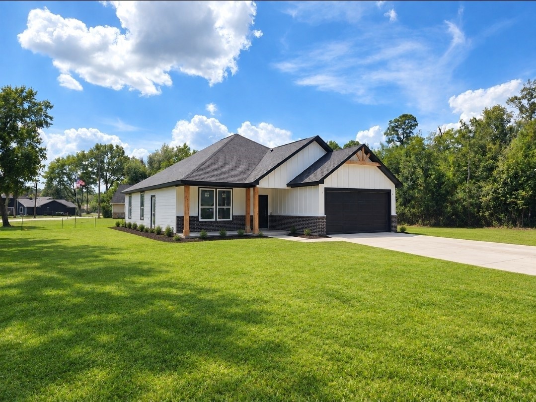 1303 Red Fox Drive Property Photo 1