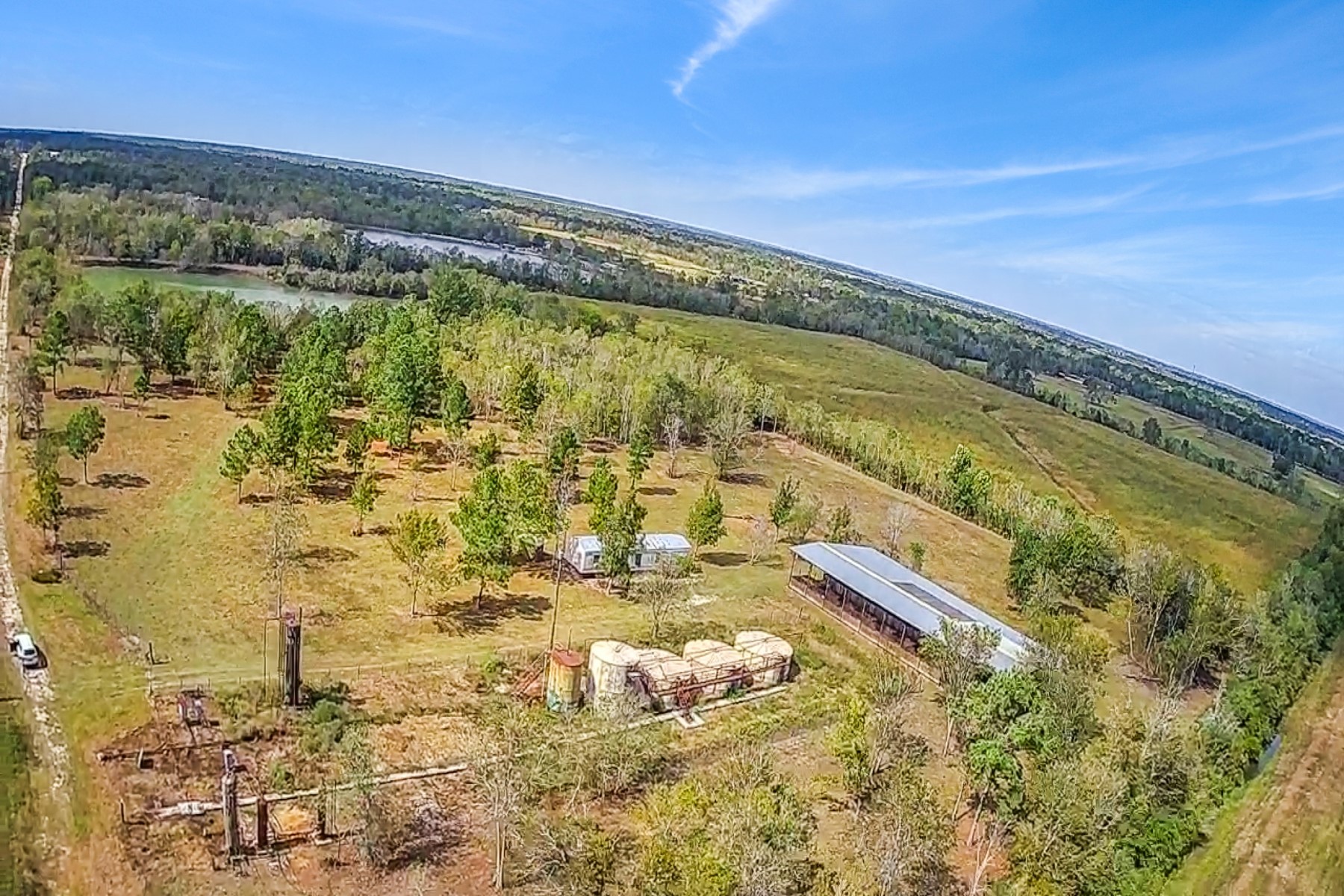 695 Private Road 489 Property Photo