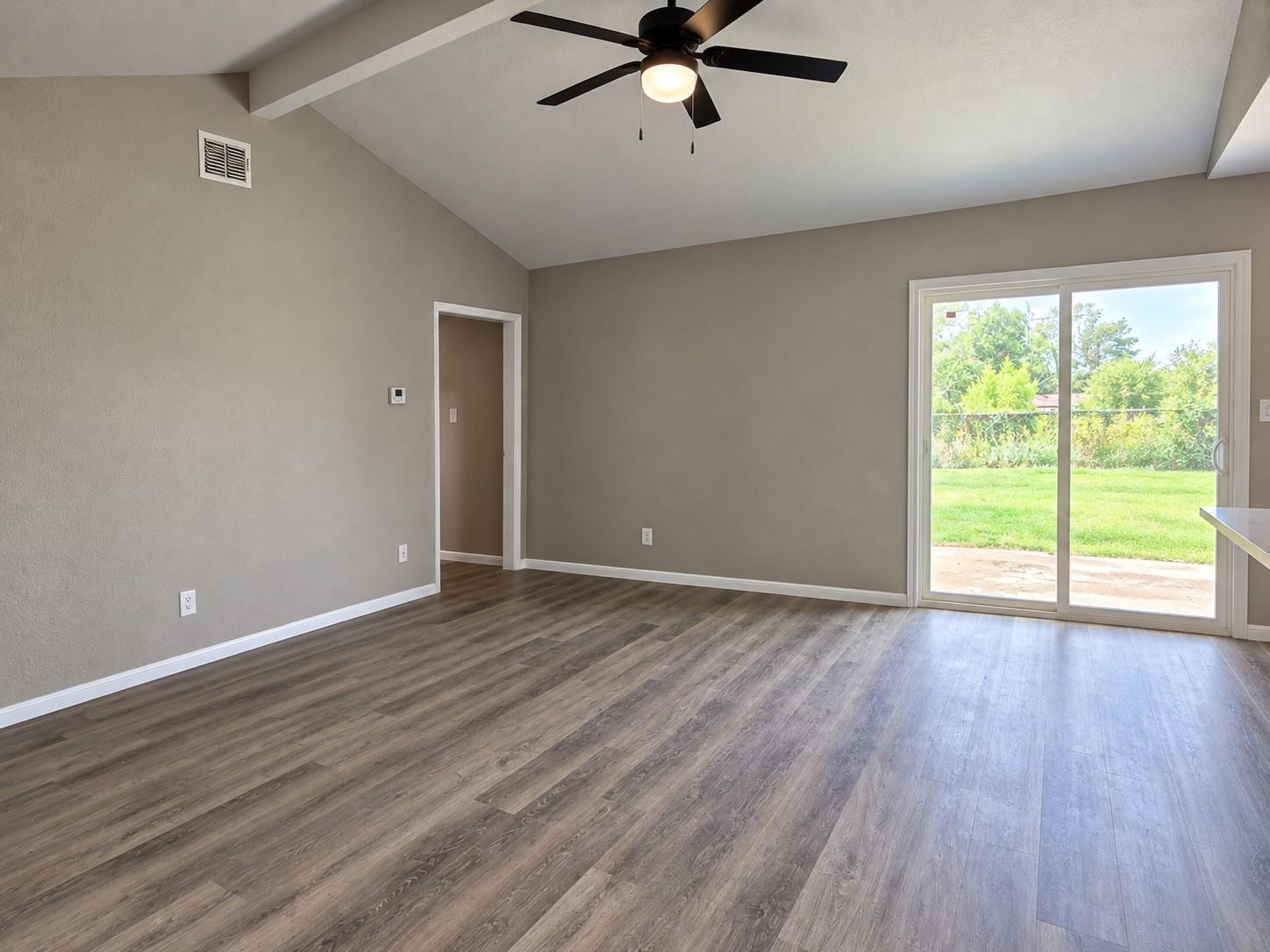 814 Coolwood Drive Property Photo 3