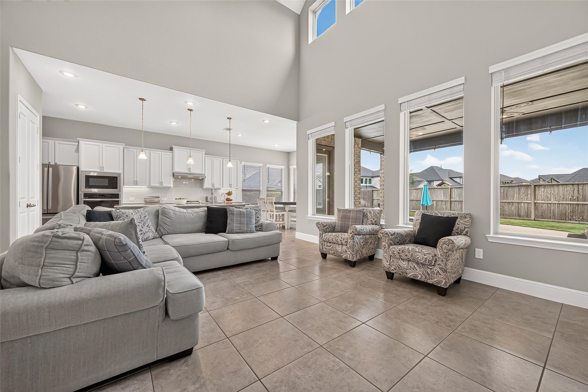 938 Orange Zest Lane Property Photo 4