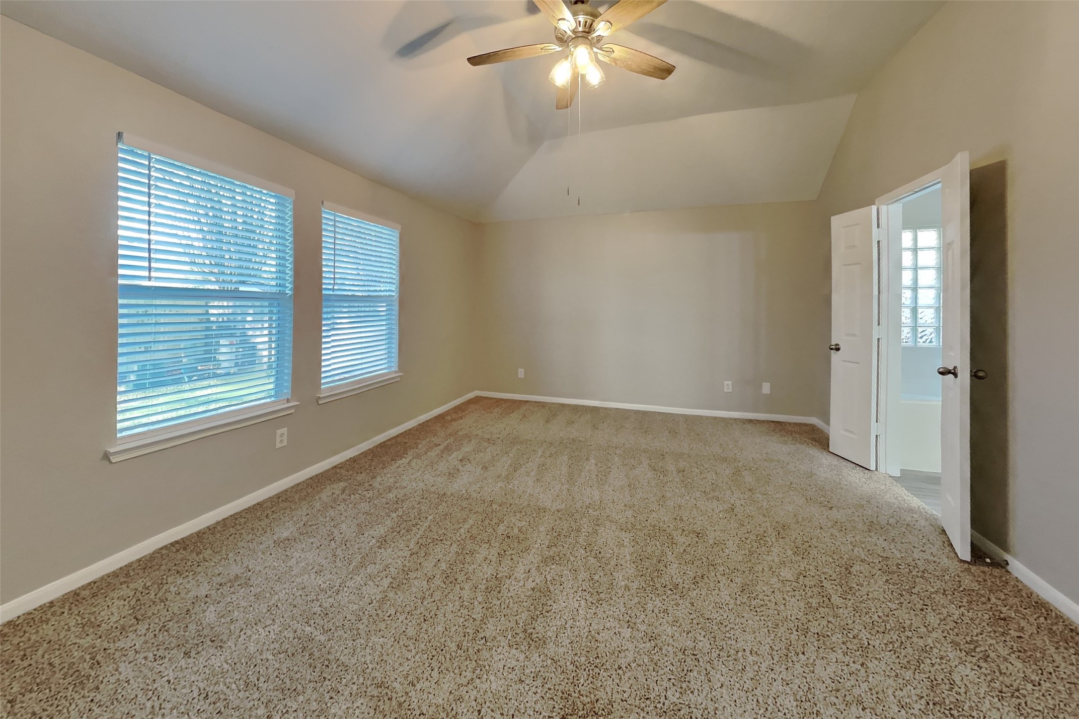 10 Wimberly Way Property Photo 8