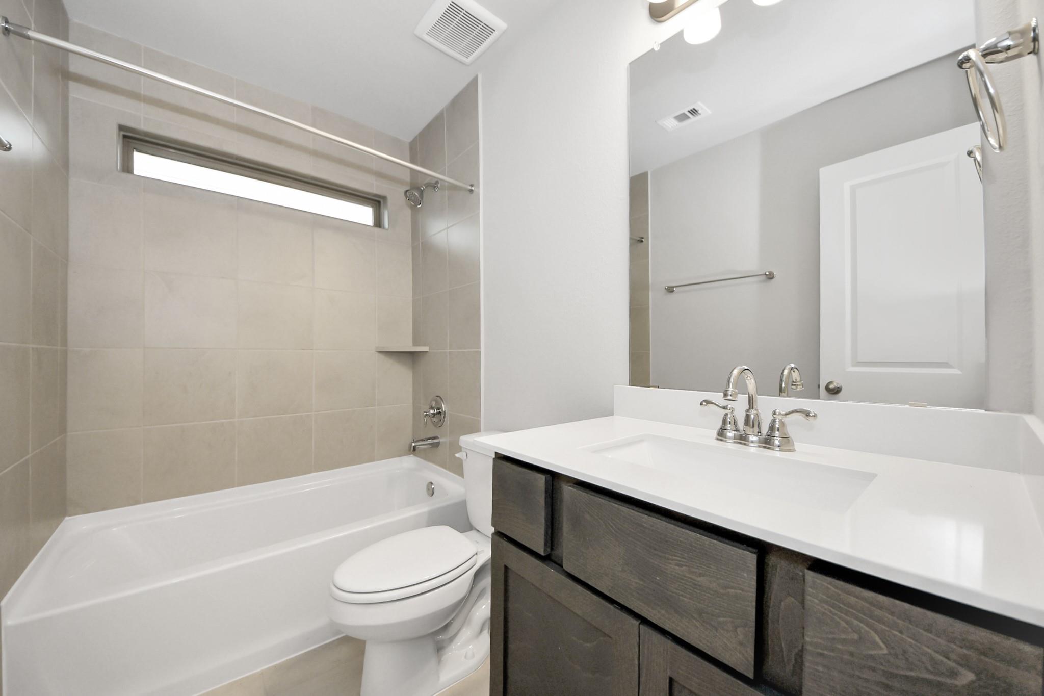 20731 Sunseed Drive Property Photo 3