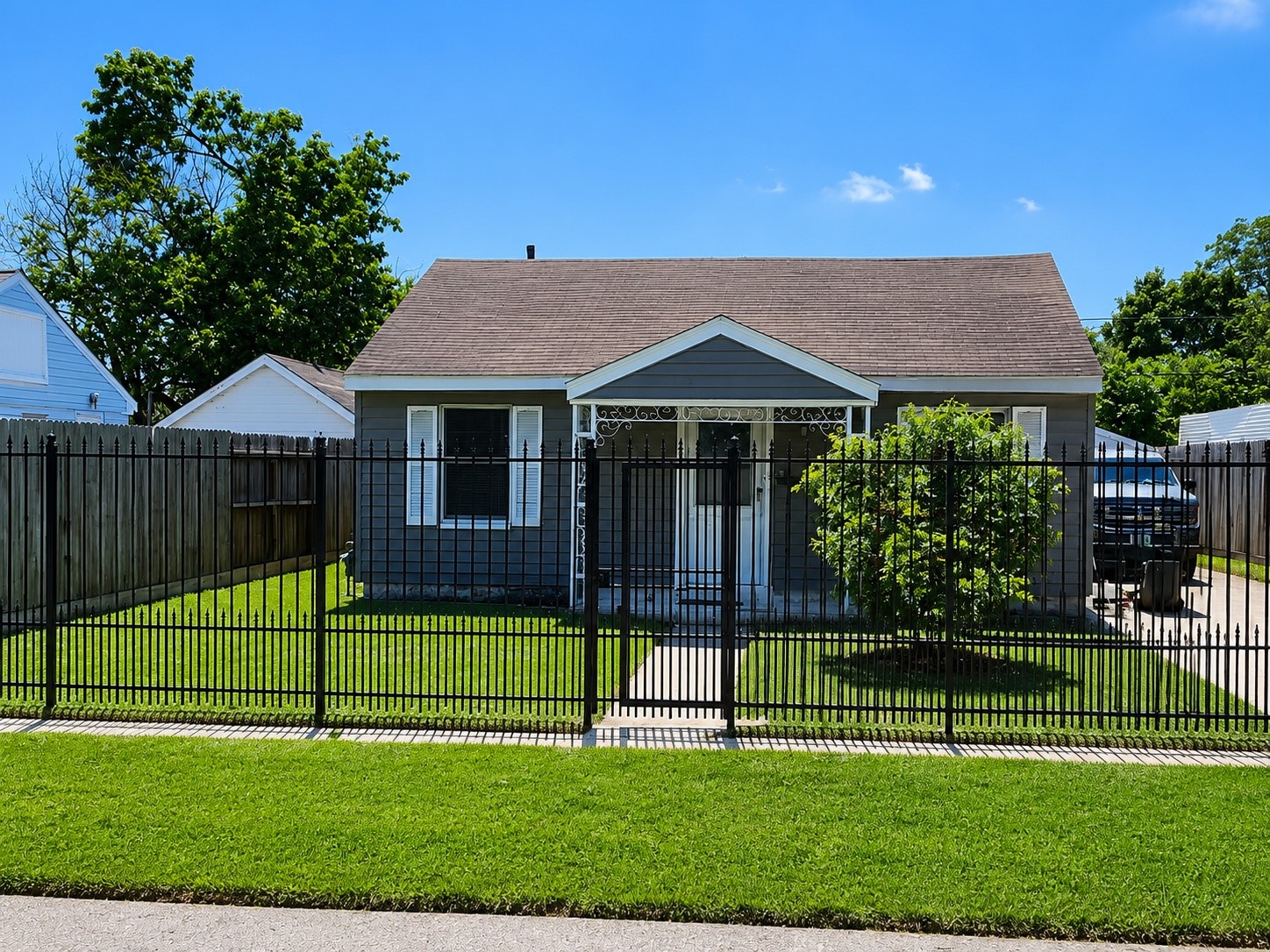 218 Hoffman Street A Property Photo 1