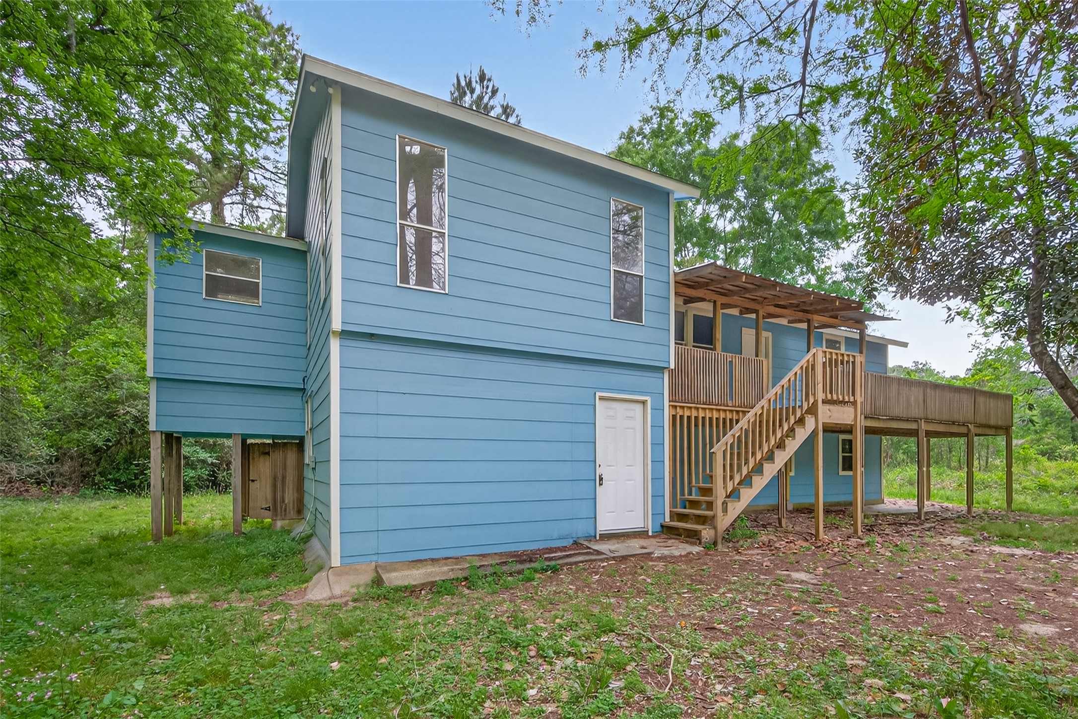 21146 Caney Drive Property Photo 2