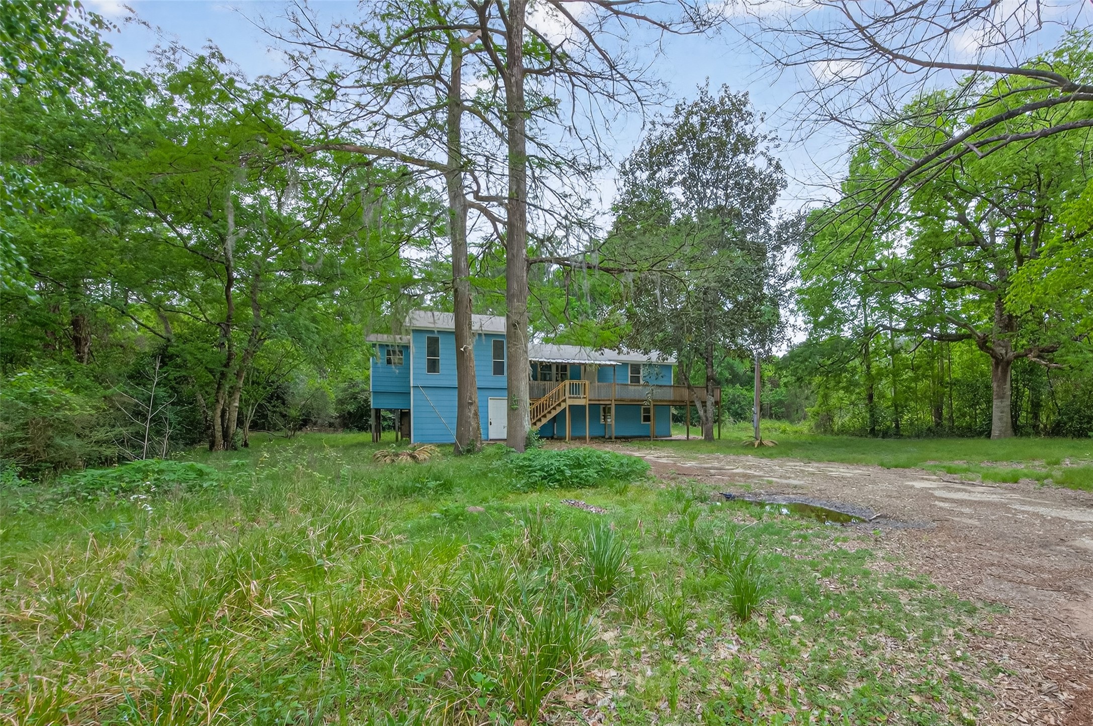 21146 Caney Drive Property Photo 4