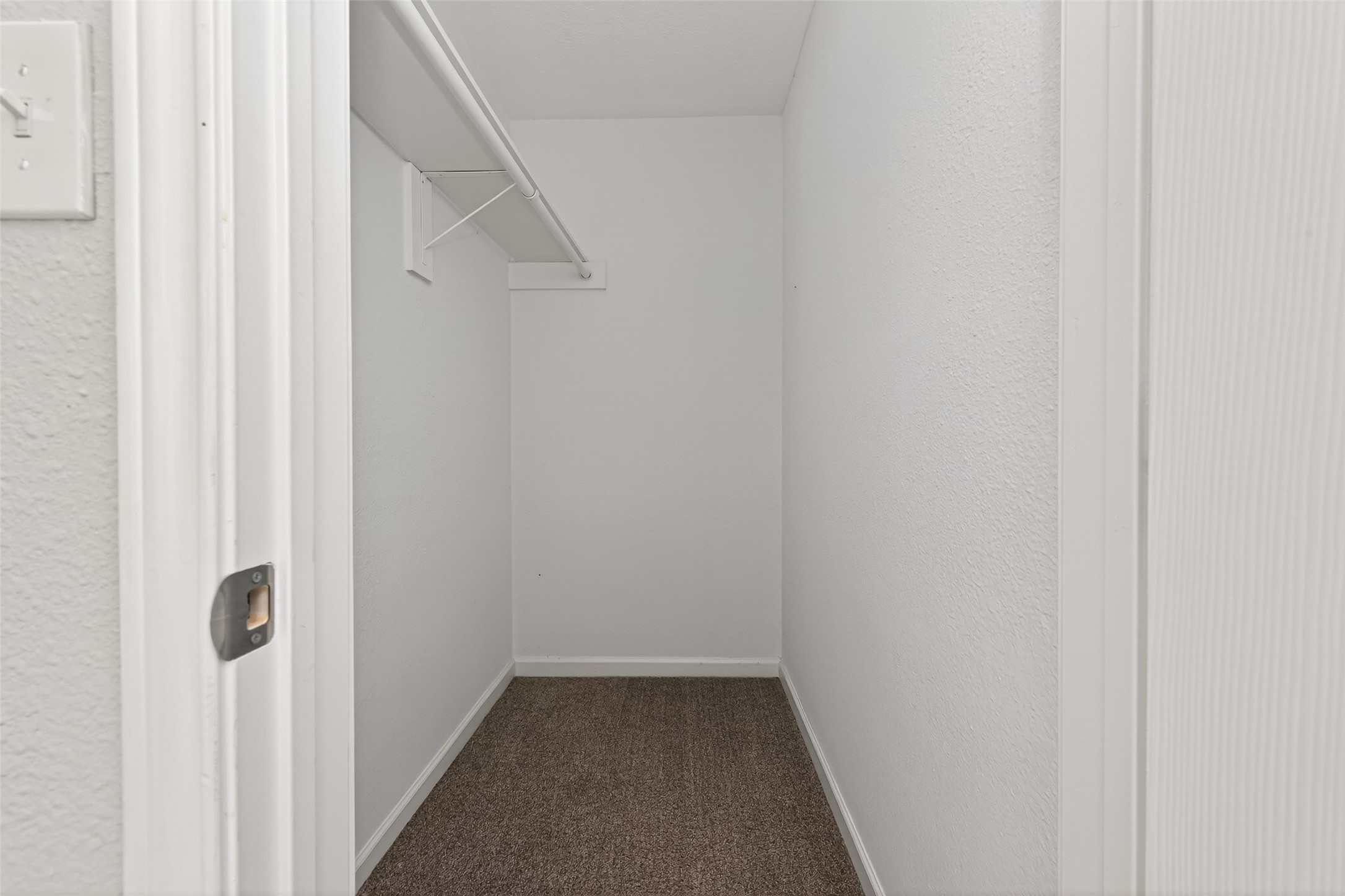 21146 Caney Drive Property Photo 33