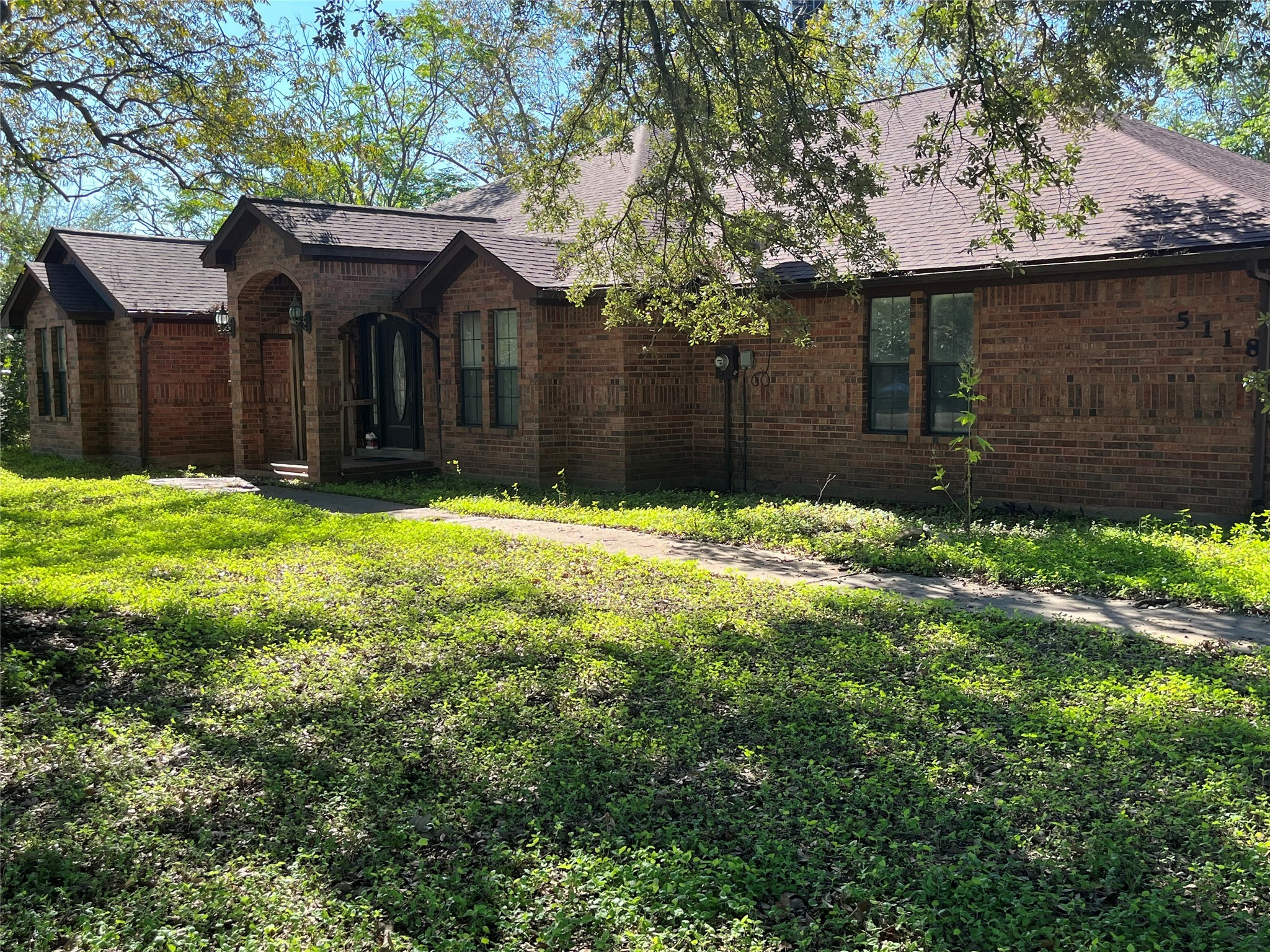 5118 W Davis Road W Property Photo 9