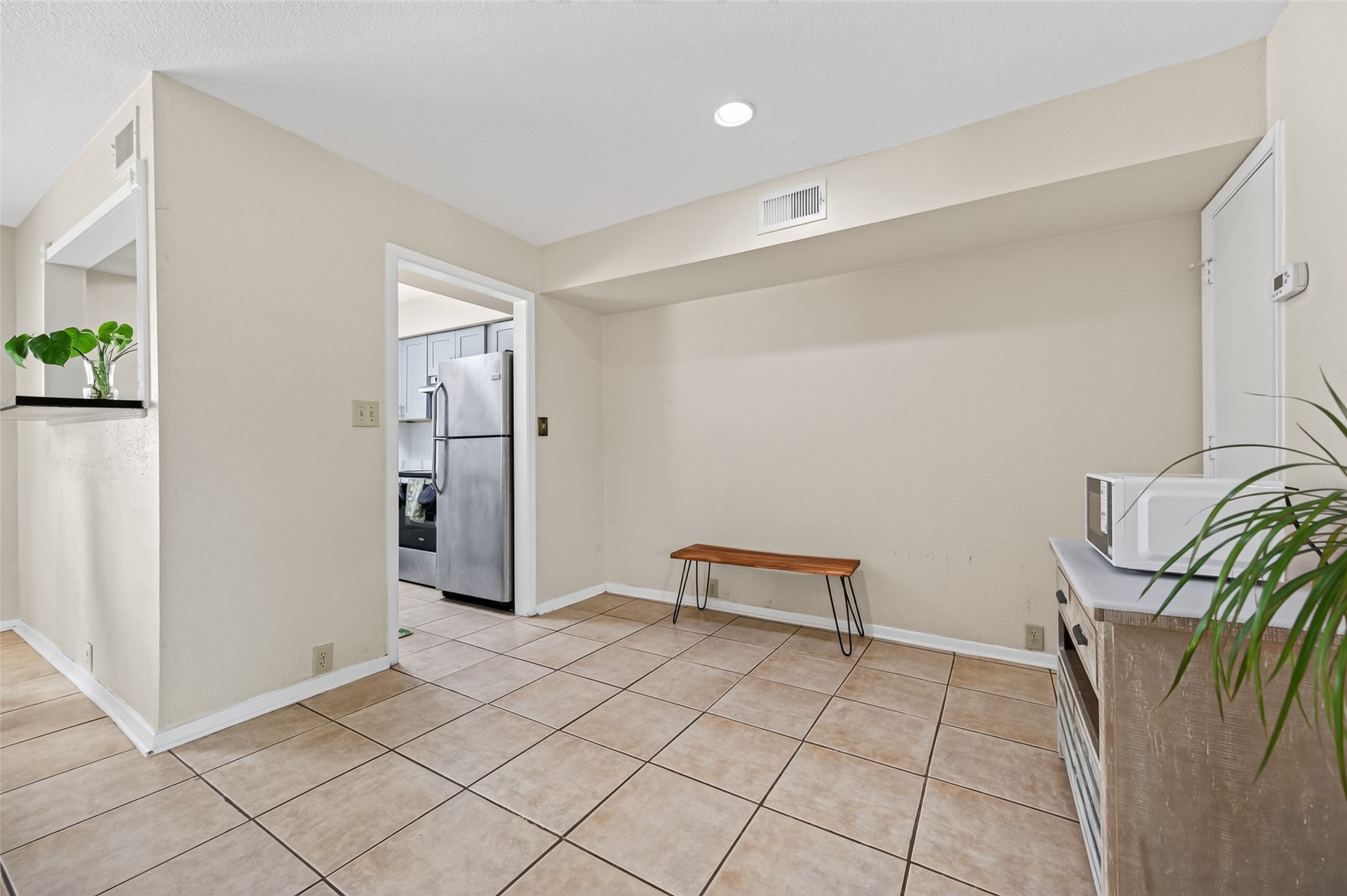 3303 W Greenridge Drive 8 Property Photo 15