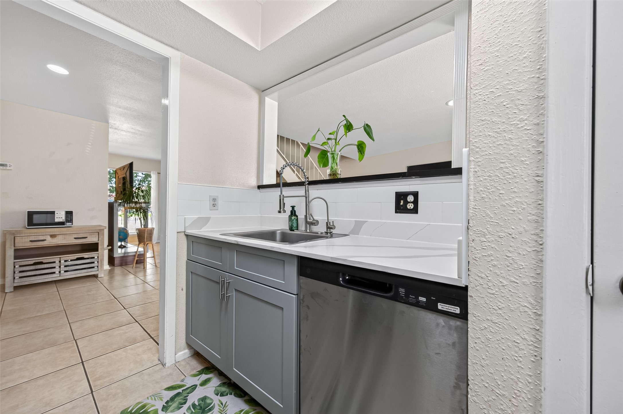 3303 W Greenridge Drive 8 Property Photo 25