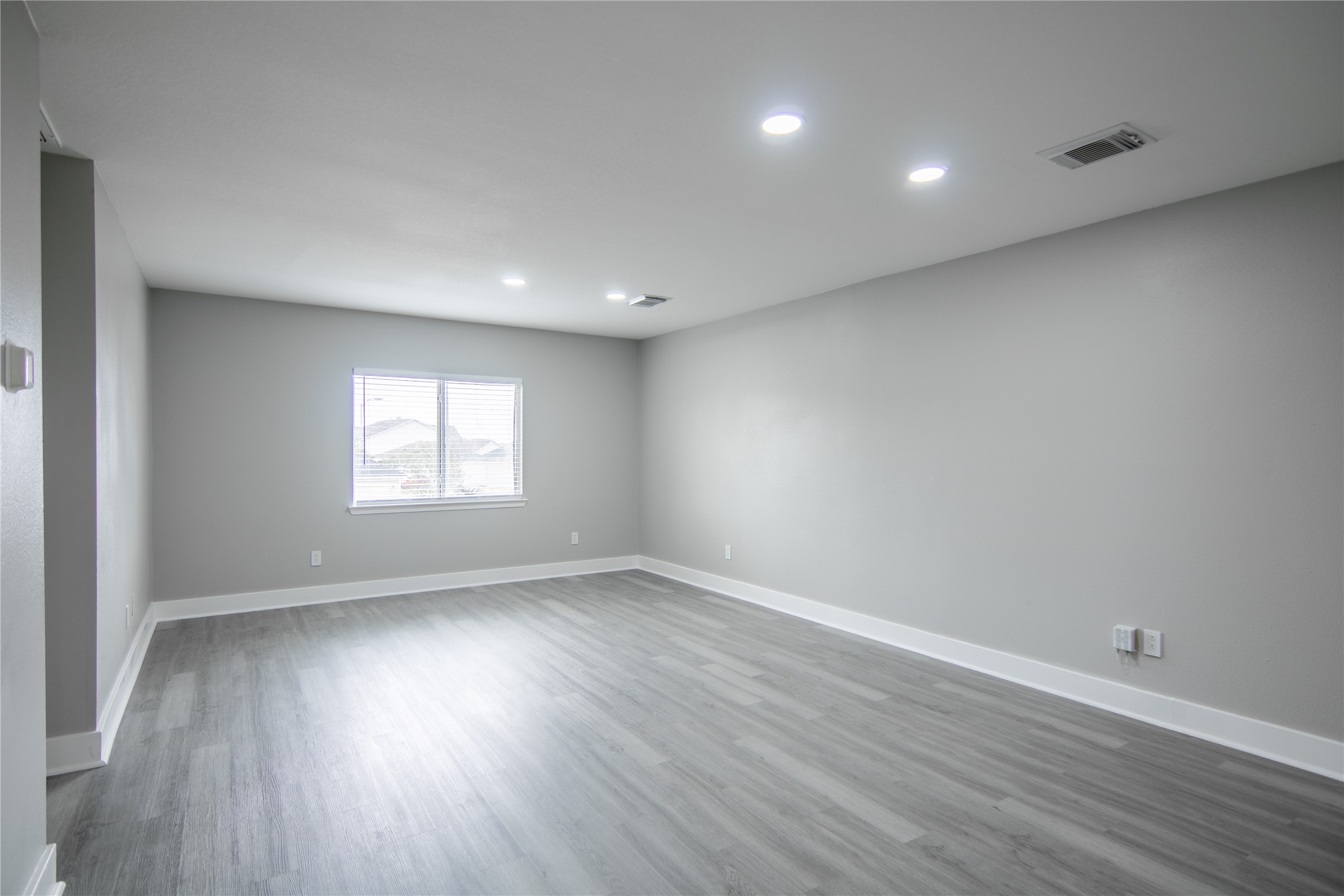 20911 Young Meadow Property Photo 24