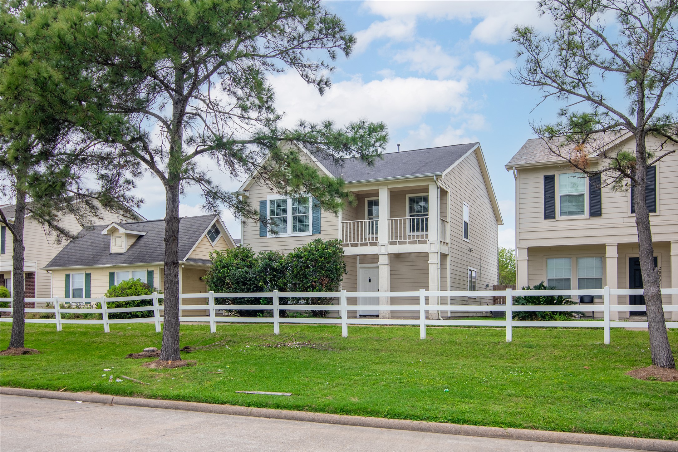 20911 Young Meadow Property Photo 44