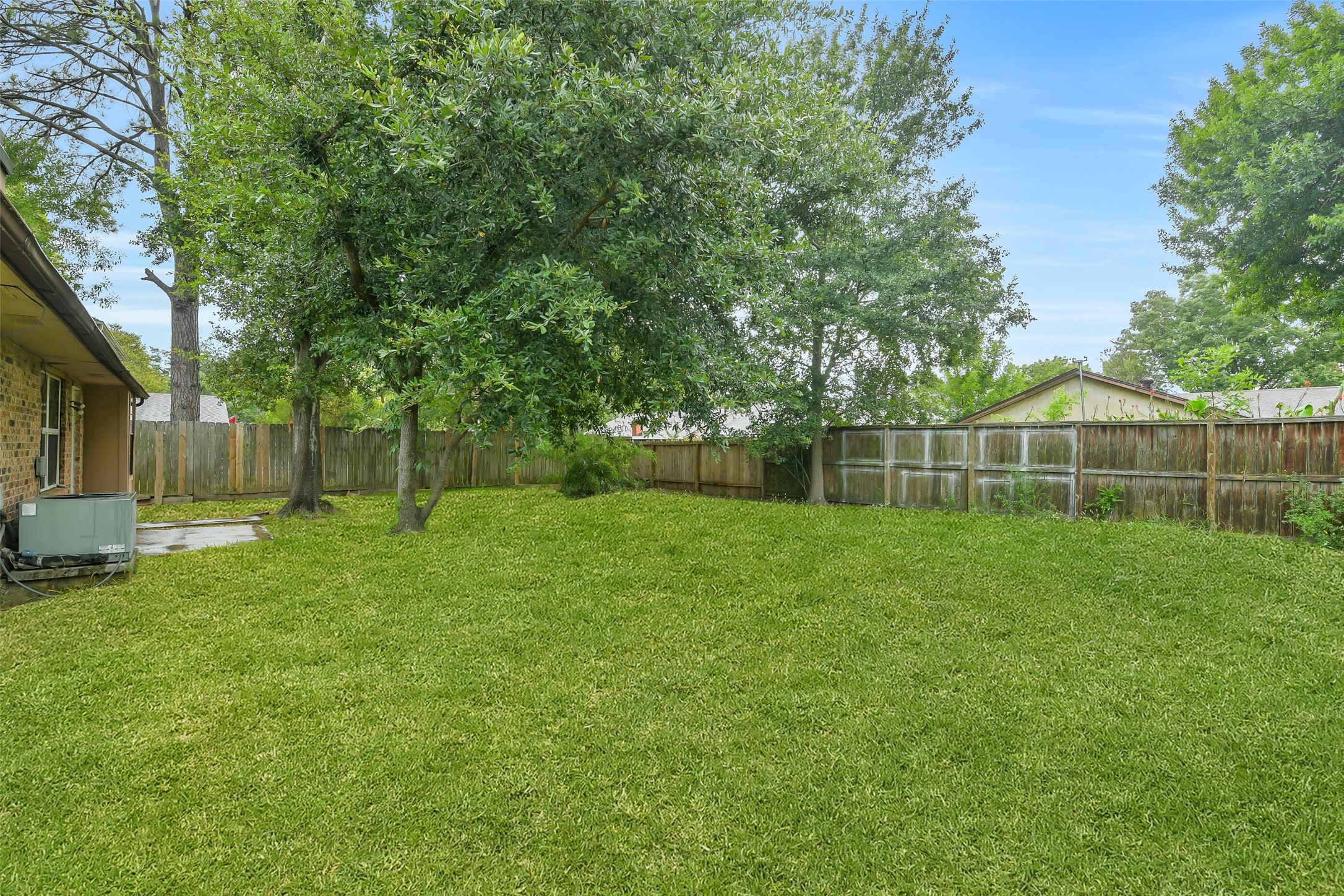 19334 Wood Village Lane Property Photo 28
