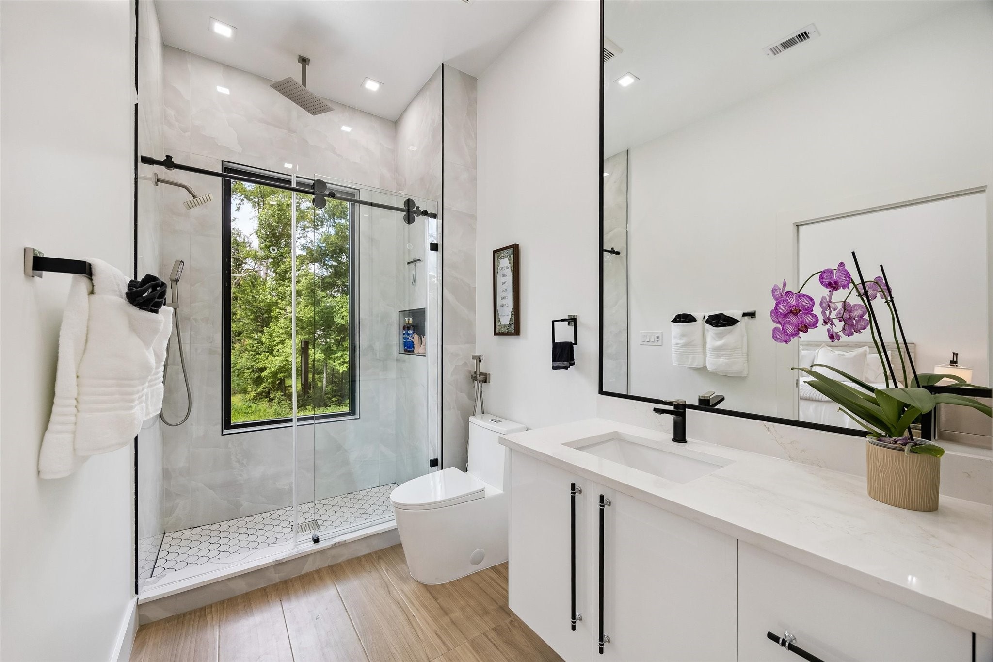 407 Brook Hollow Drive Property Photo 25