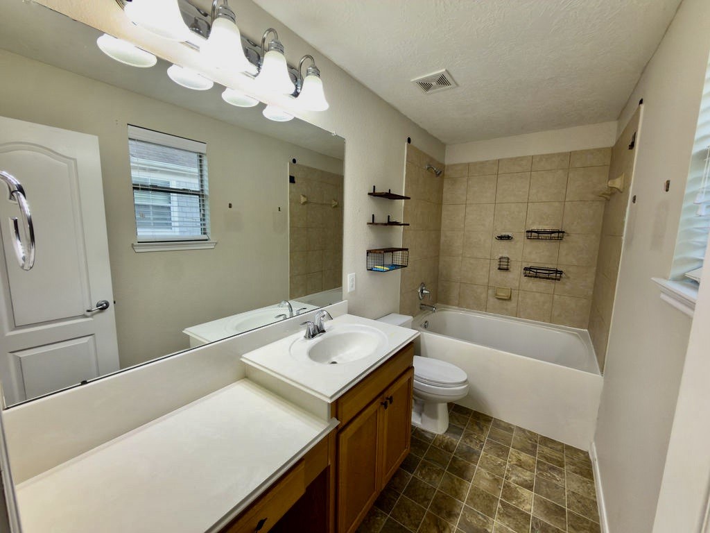16010 Limestone Lake Drive Property Photo 24