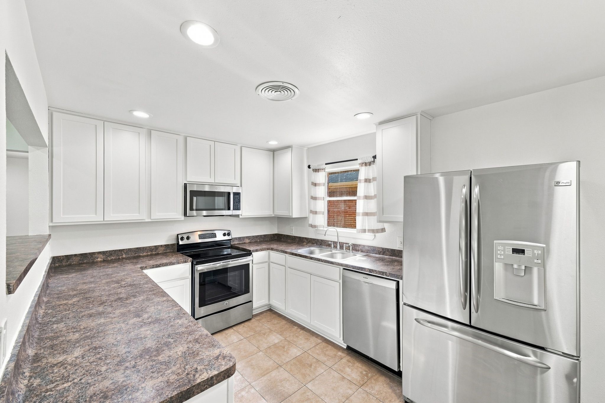 5910 High Star Drive Property Photo 17