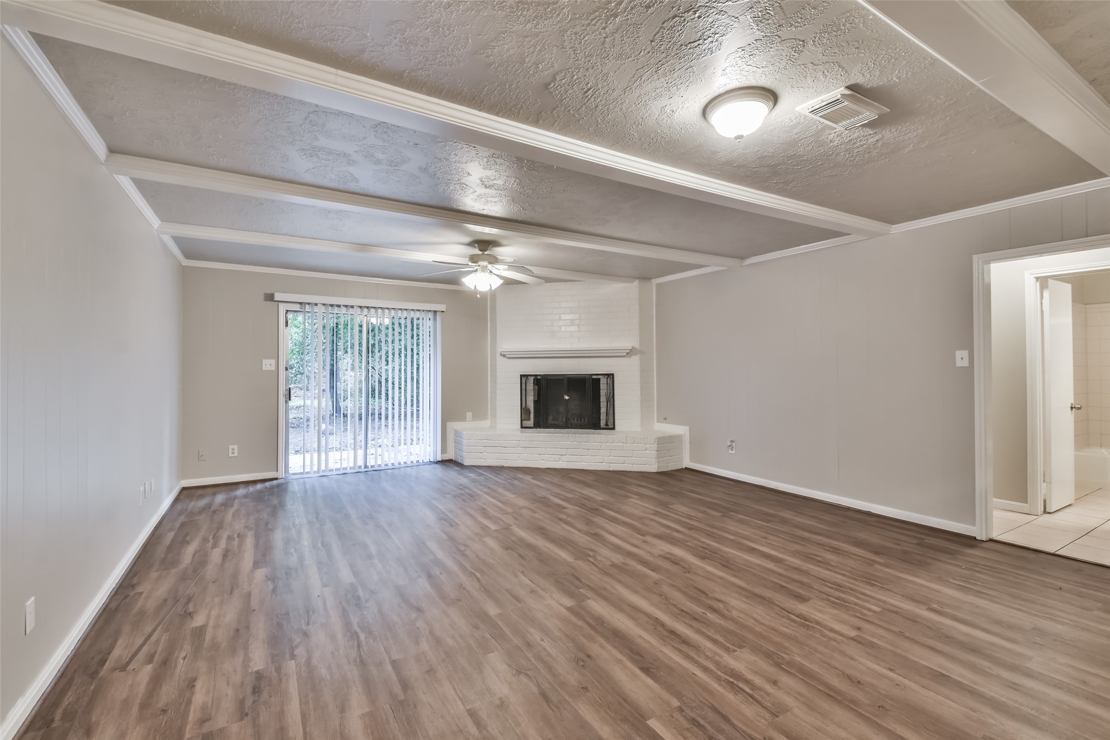 25726 Timber Lakes Drive Property Photo 6