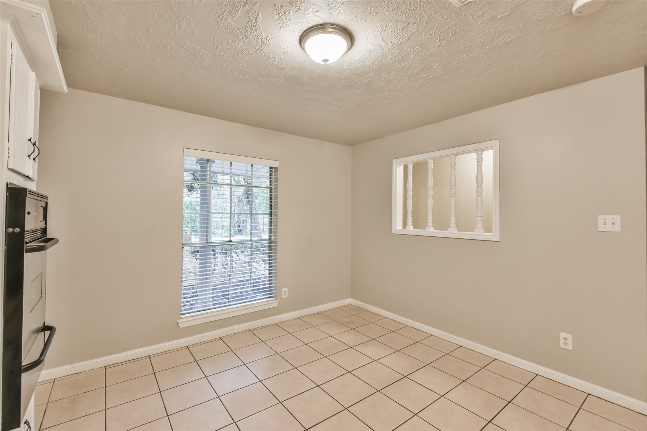 25726 Timber Lakes Drive Property Photo 16