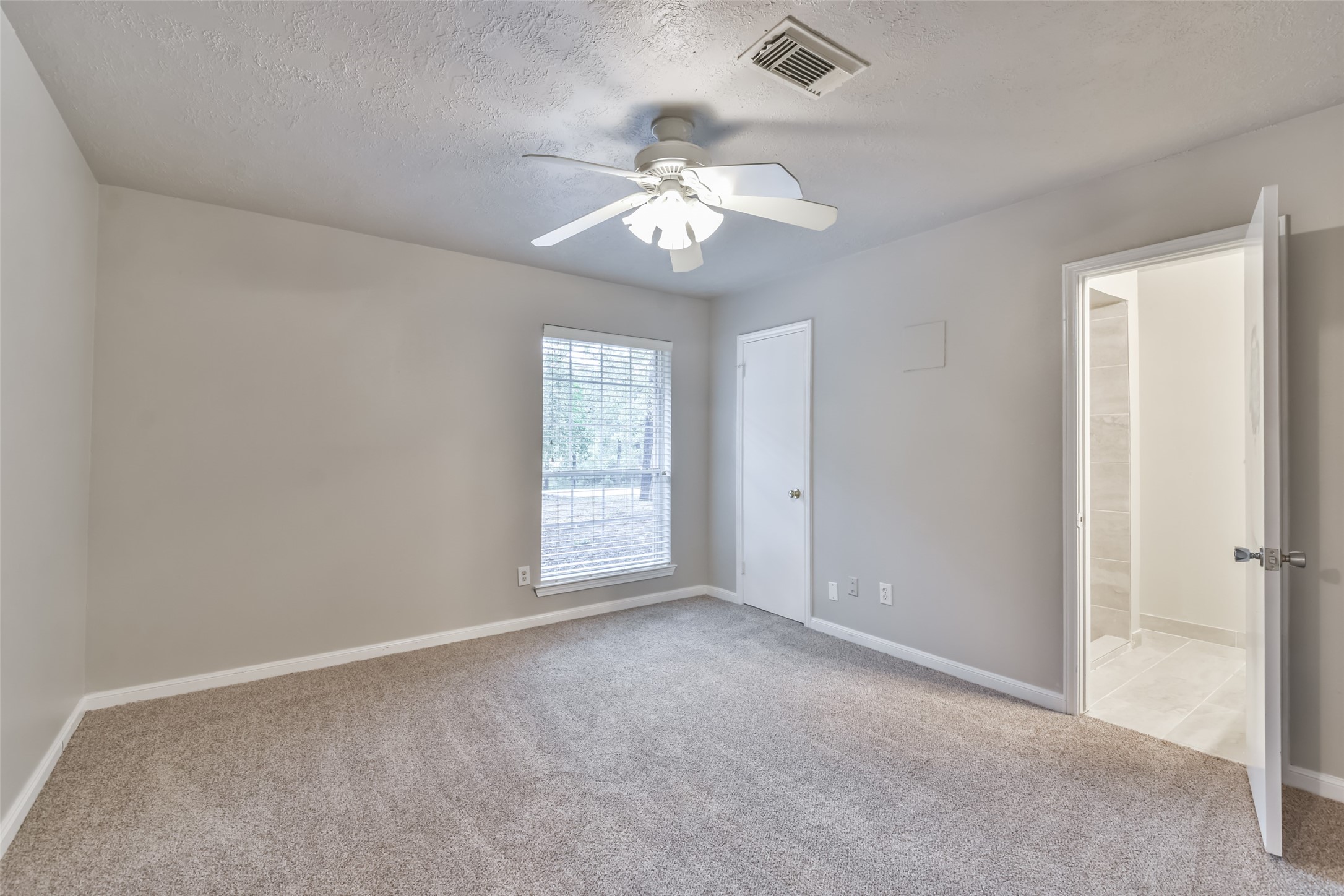 25726 Timber Lakes Drive Property Photo 17