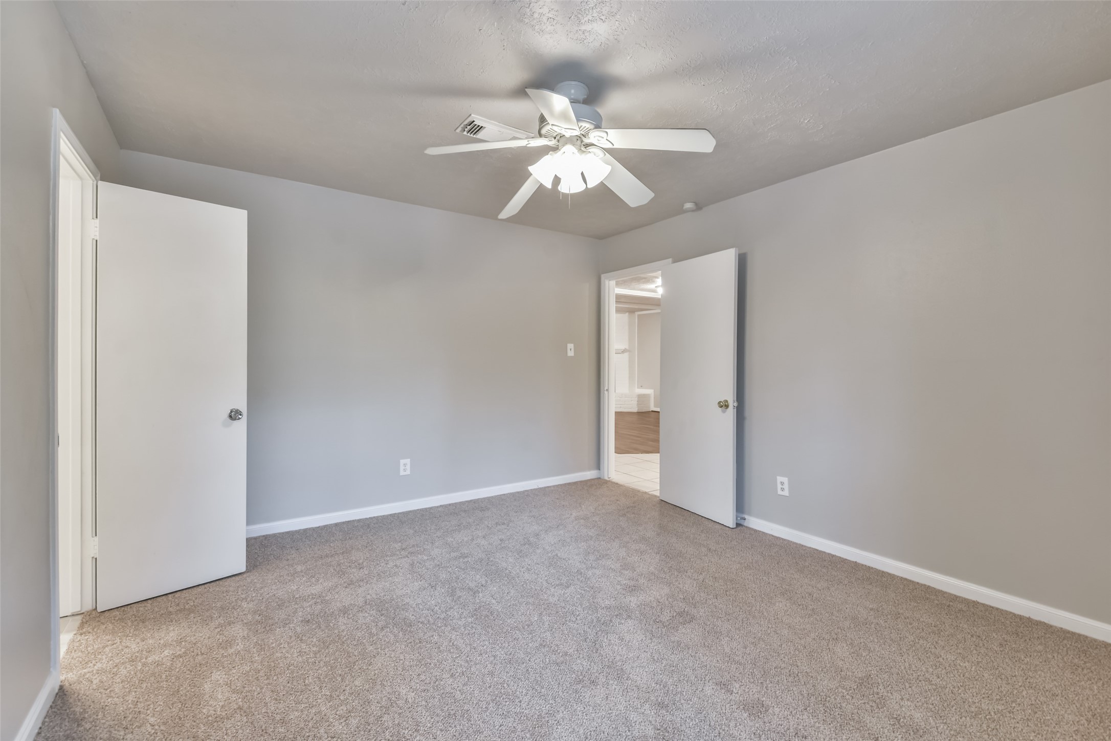 25726 Timber Lakes Drive Property Photo 18