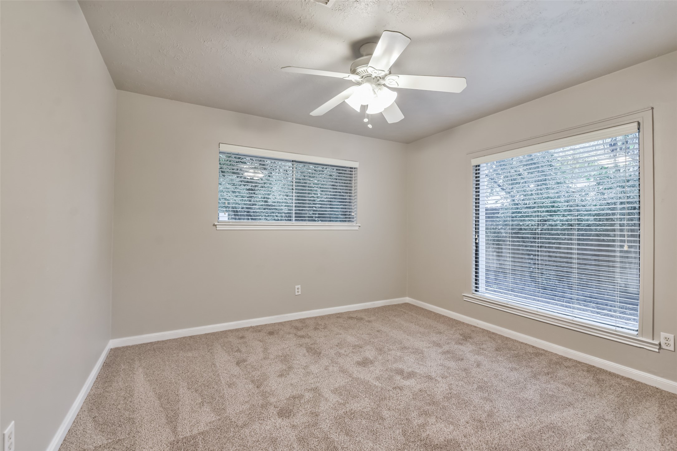 25726 Timber Lakes Drive Property Photo 22