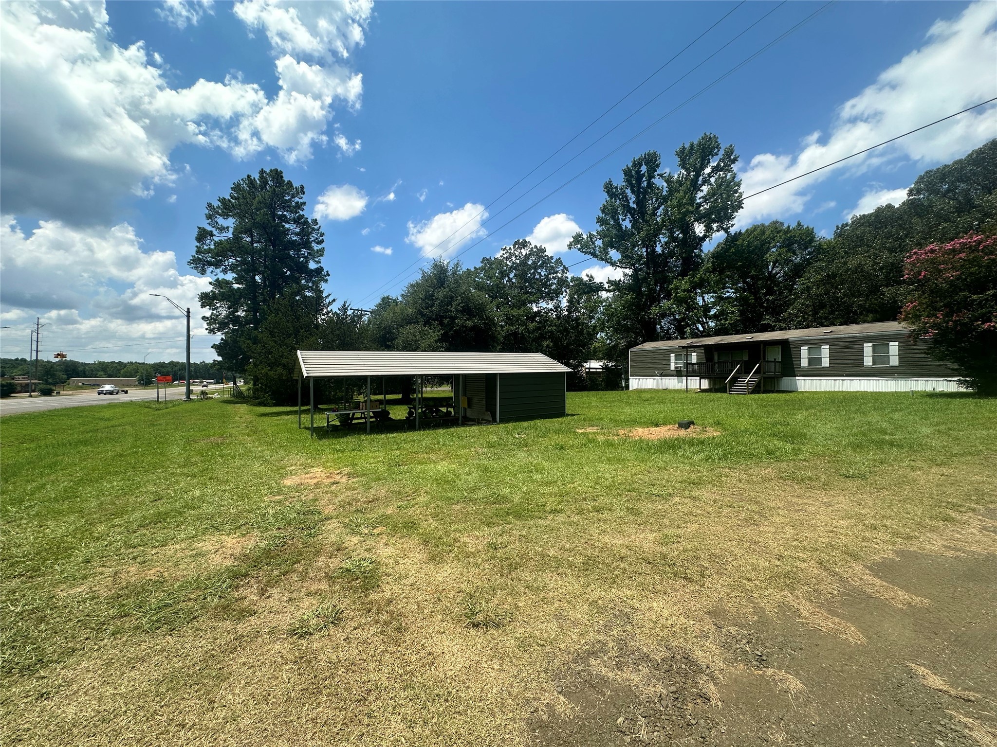 100 Us Highway 96 N Property Photo 15