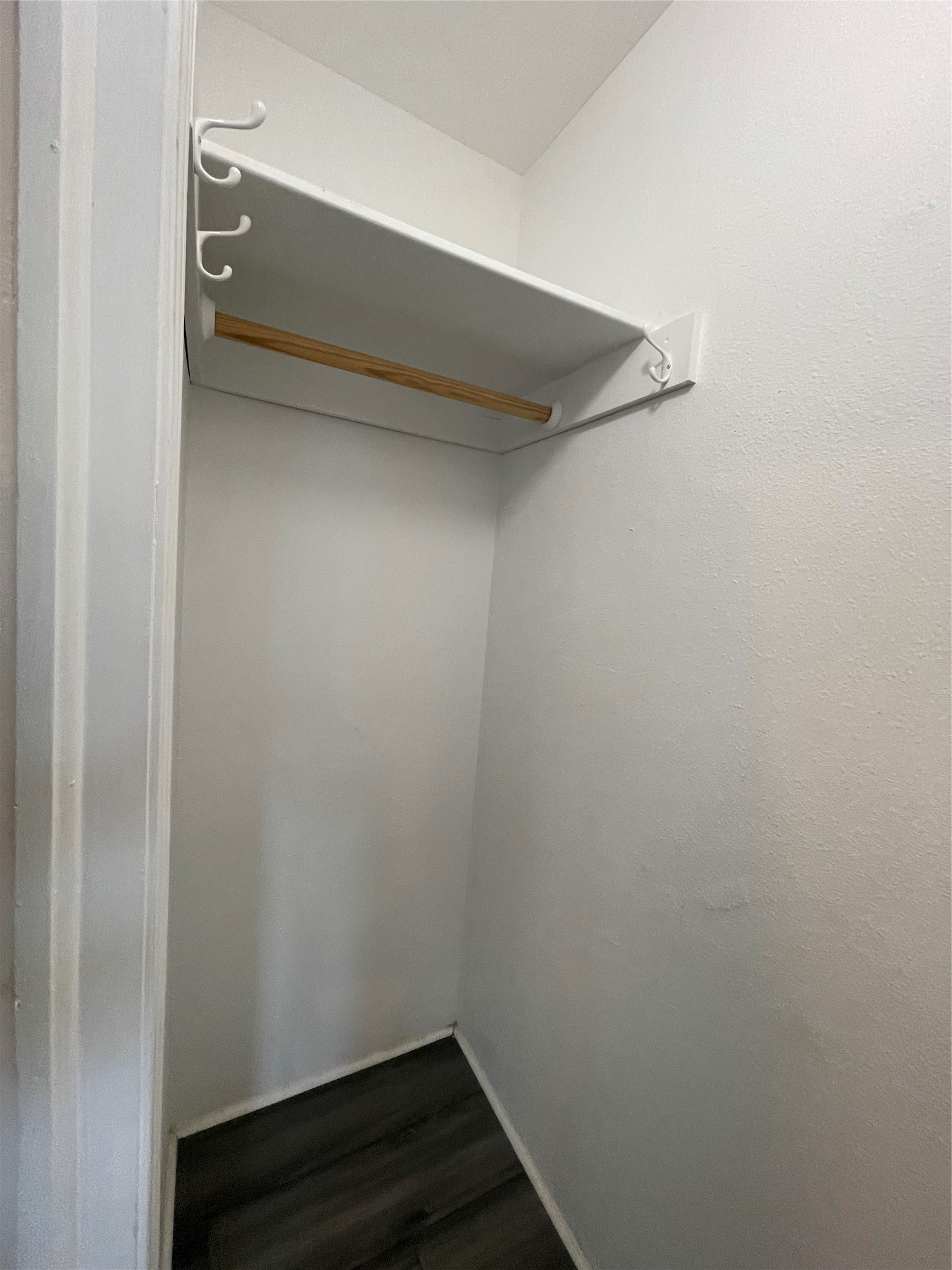 229 Neyland Street A Property Photo 5
