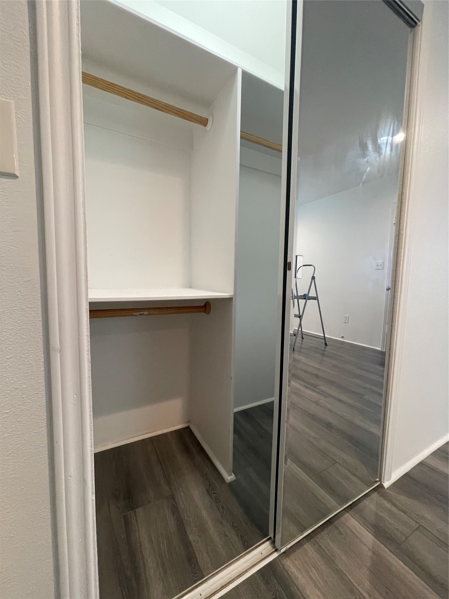 229 Neyland Street A Property Photo 9