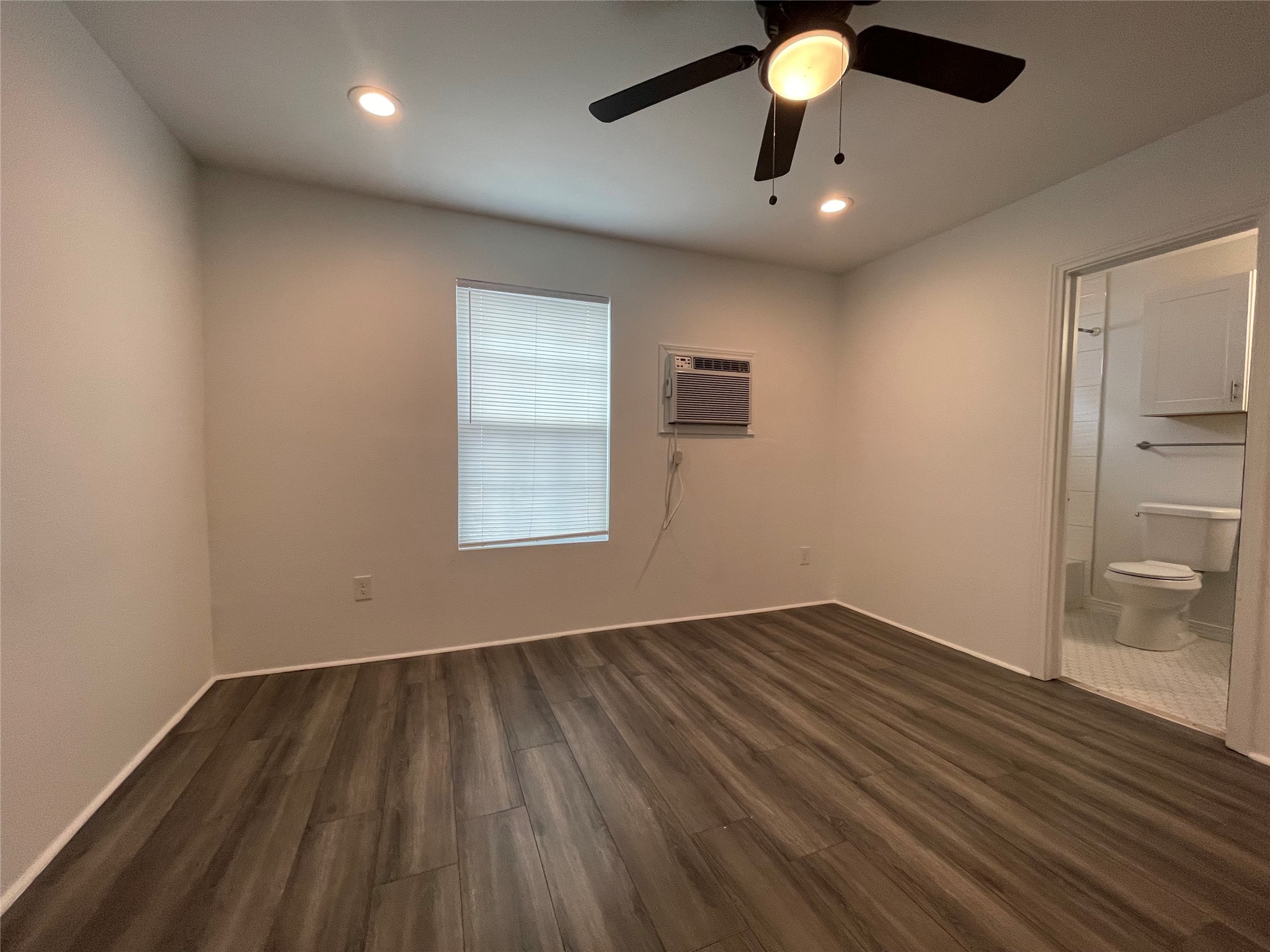 229 Neyland Street A Property Photo 10