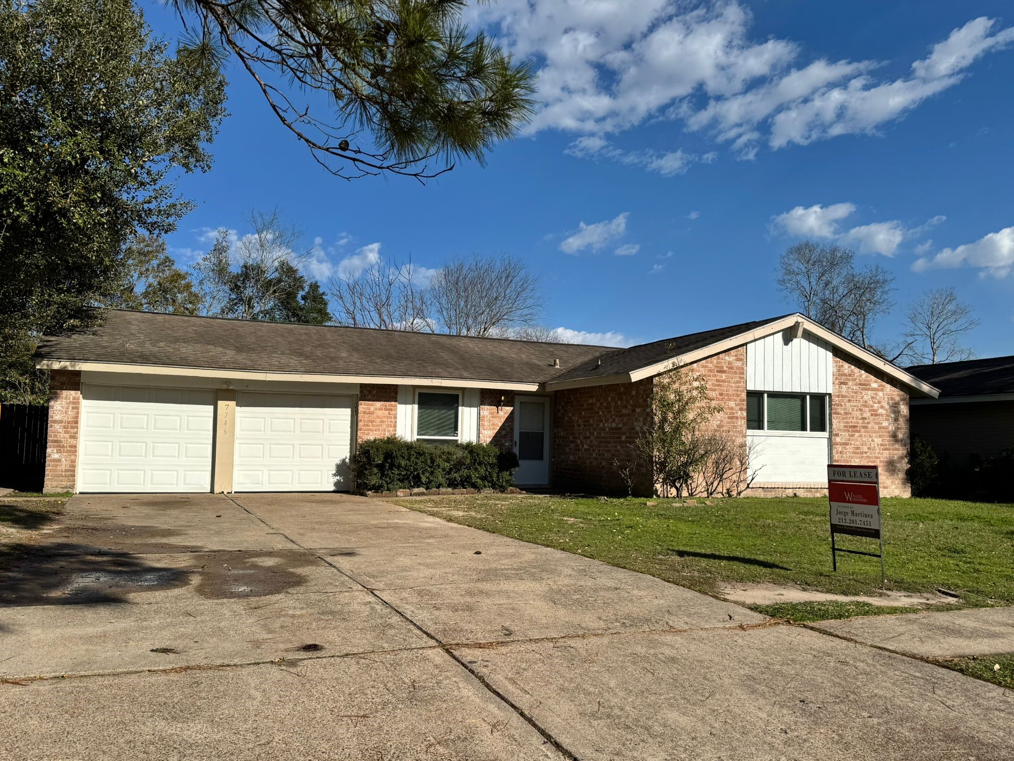 7746 Bunker Wood Lane Property Photo 1