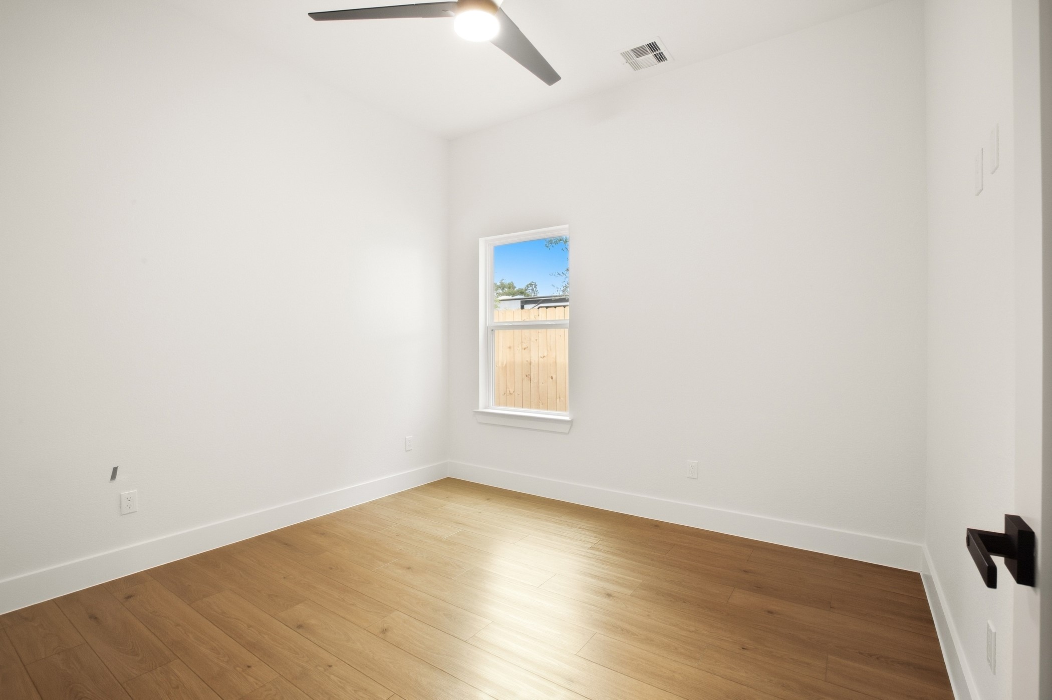 944 Lucky Street Property Photo 19