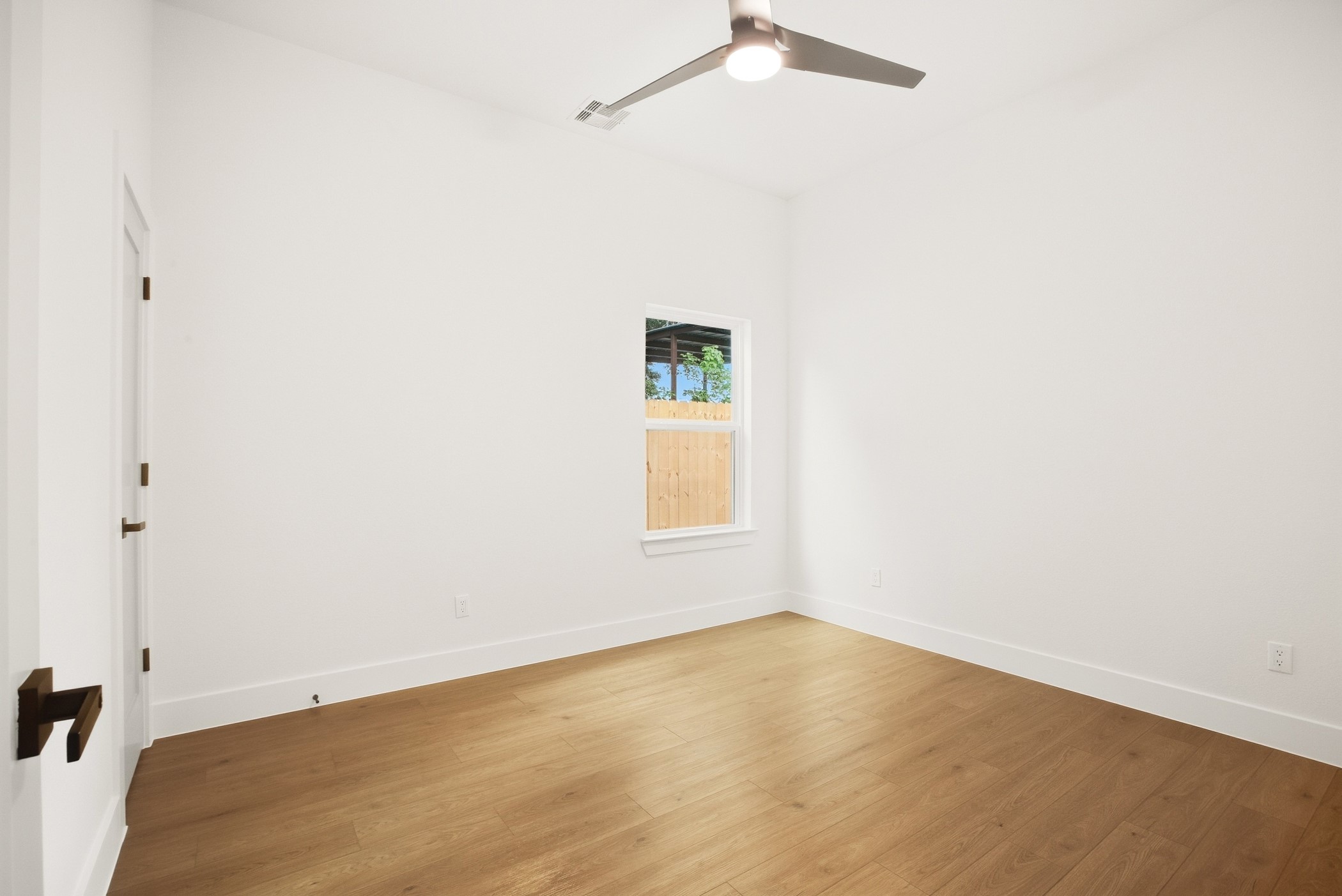 944 Lucky Street Property Photo 22