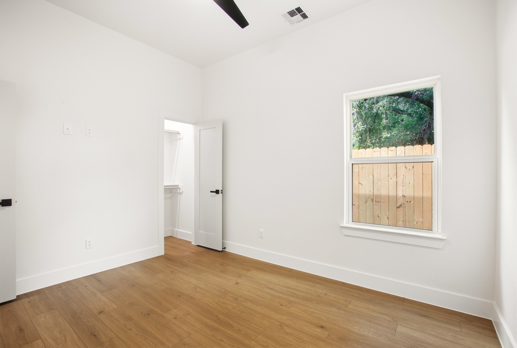 944 Lucky Street Property Photo 23