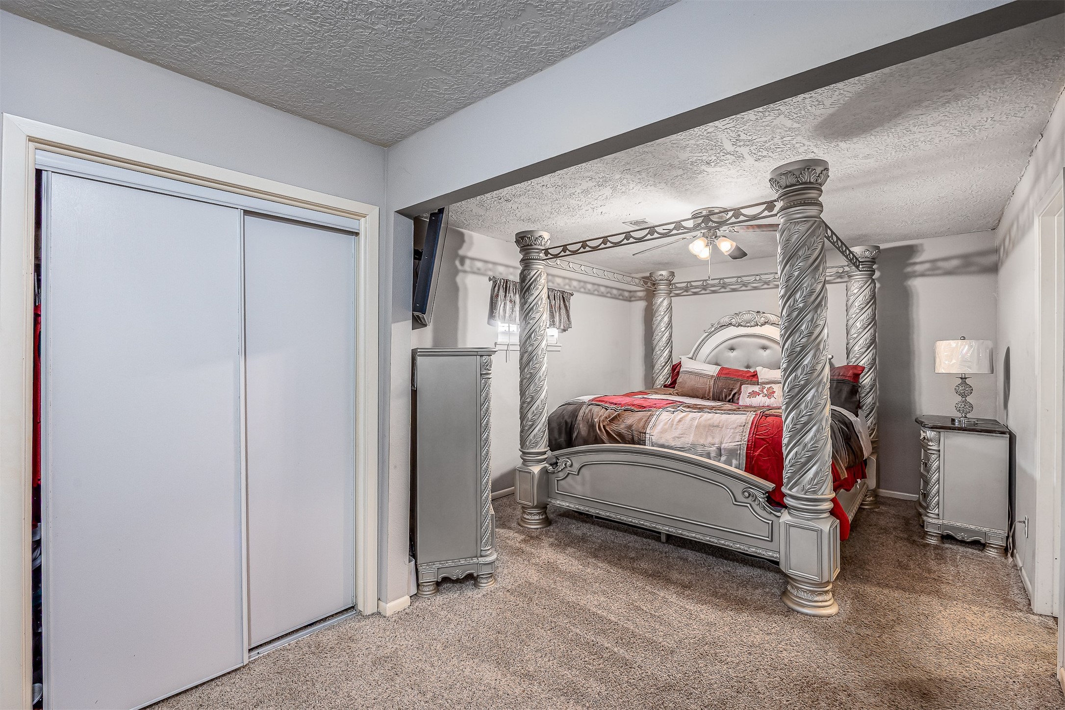 110 S 9th Street Property Photo 18