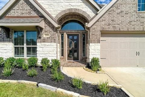 25110 Mountclair Hollow Lane Property Photo 3
