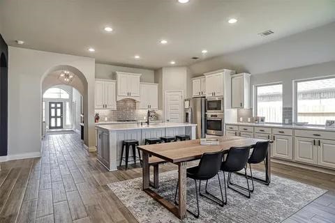 25110 Mountclair Hollow Lane Property Photo 11
