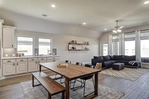 25110 Mountclair Hollow Lane Property Photo 12