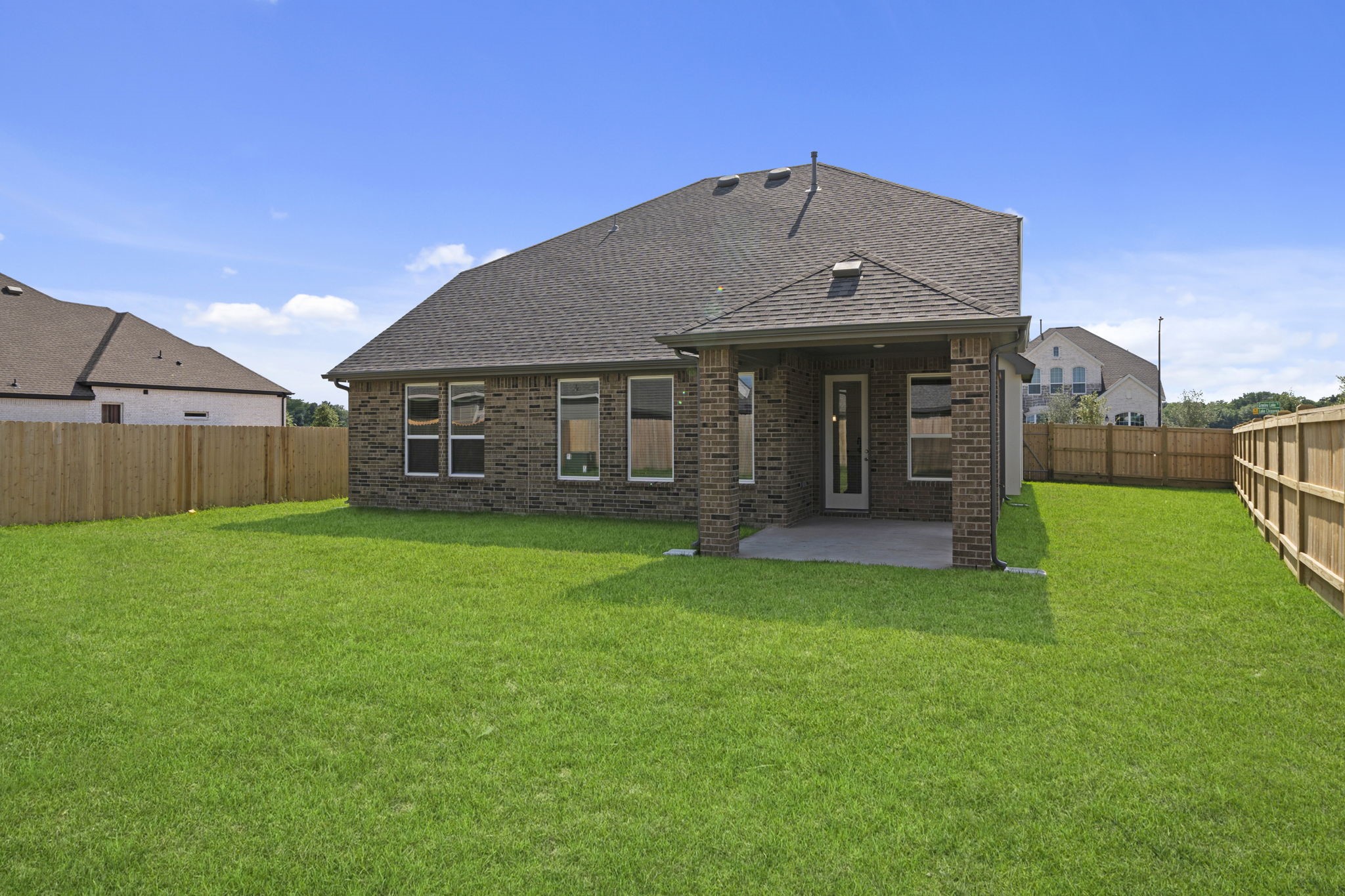 6118 Lake Chippewa Court Property Photo 17