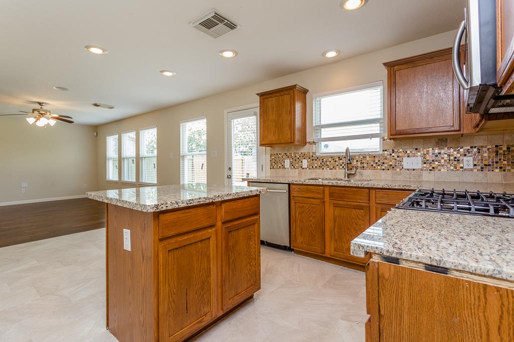 8438 Resada Park Lane Property Photo 15