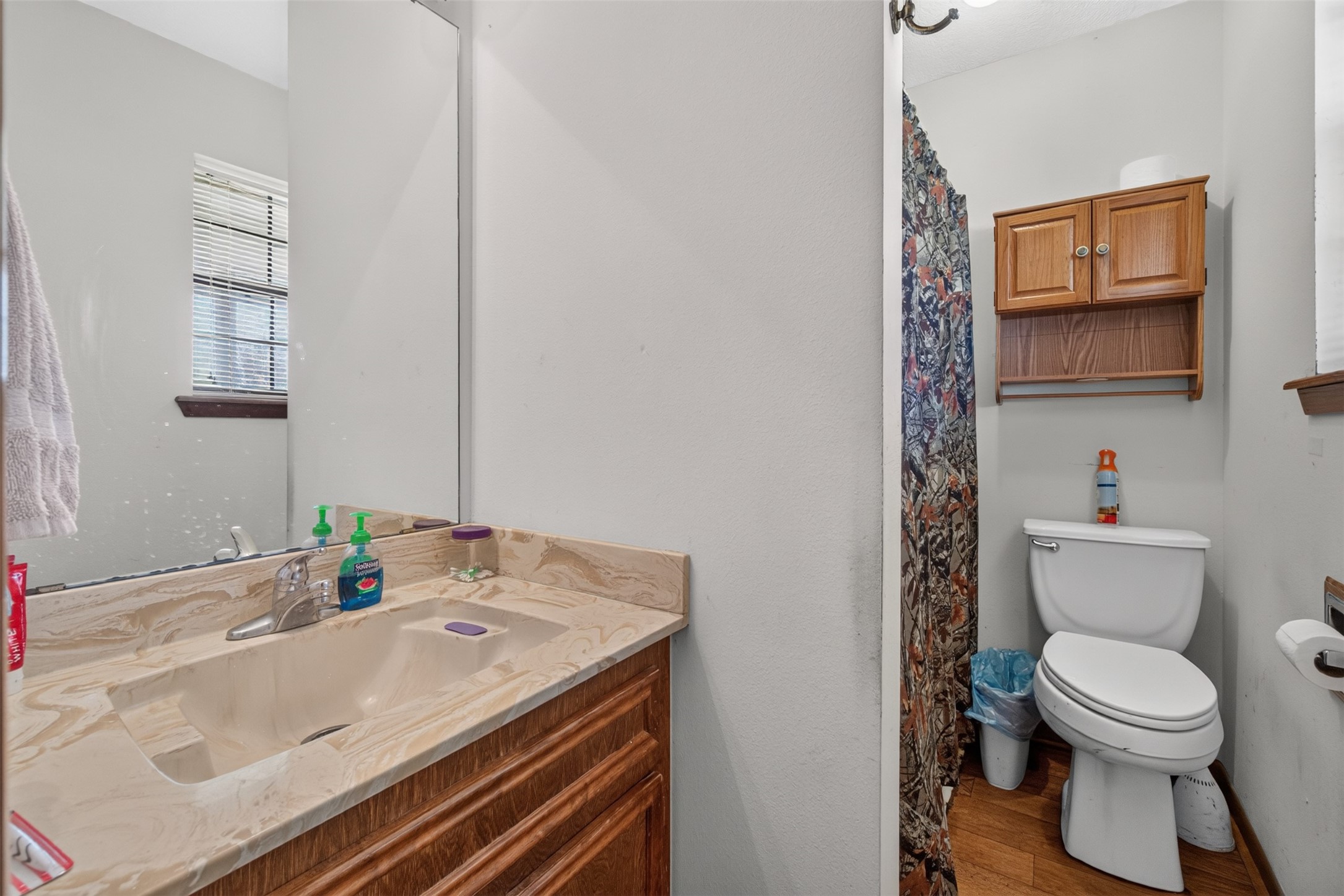 281 Lakeshore N Property Photo 19