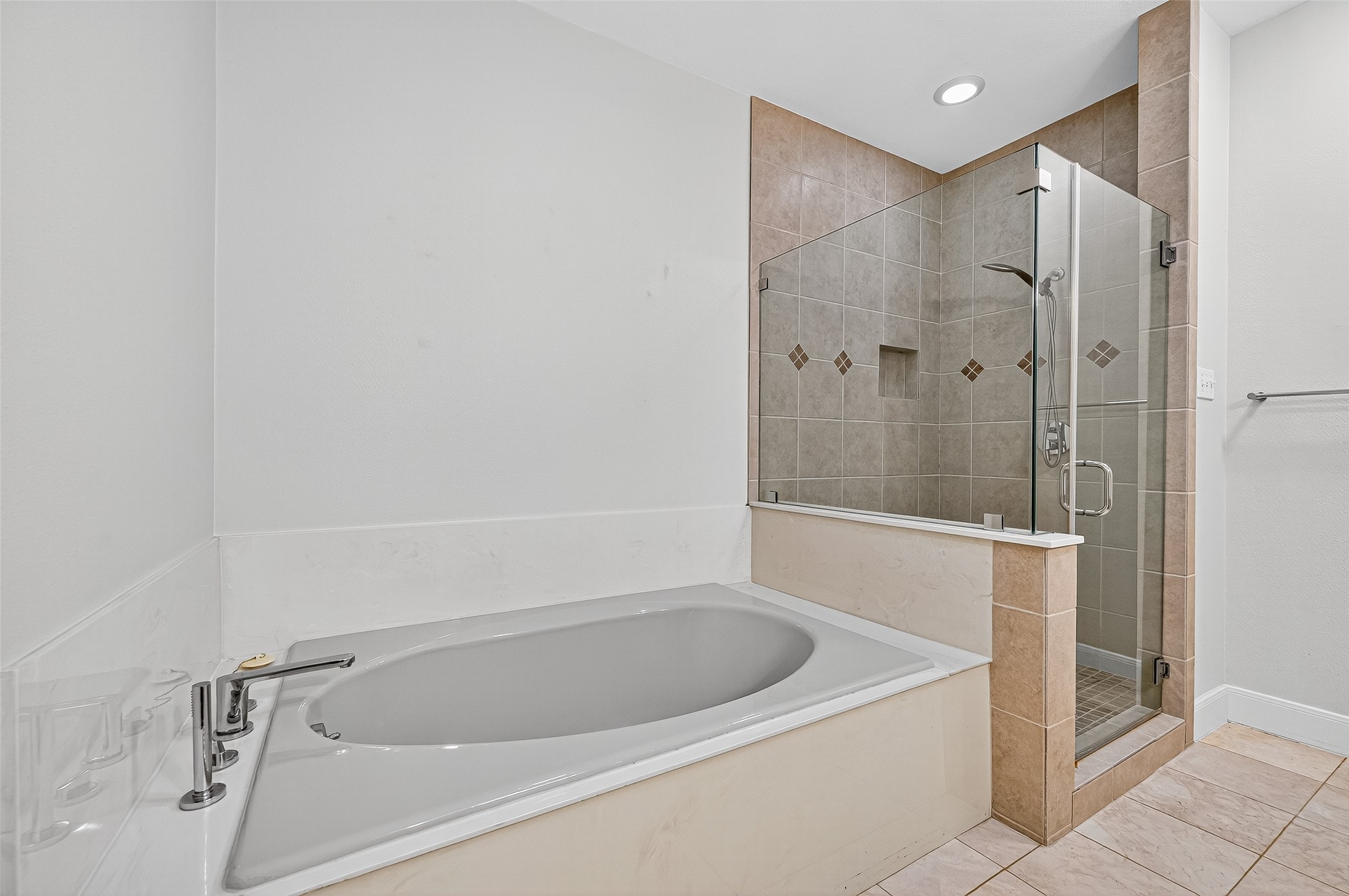 3027 Bissonnet Street Property Photo 32