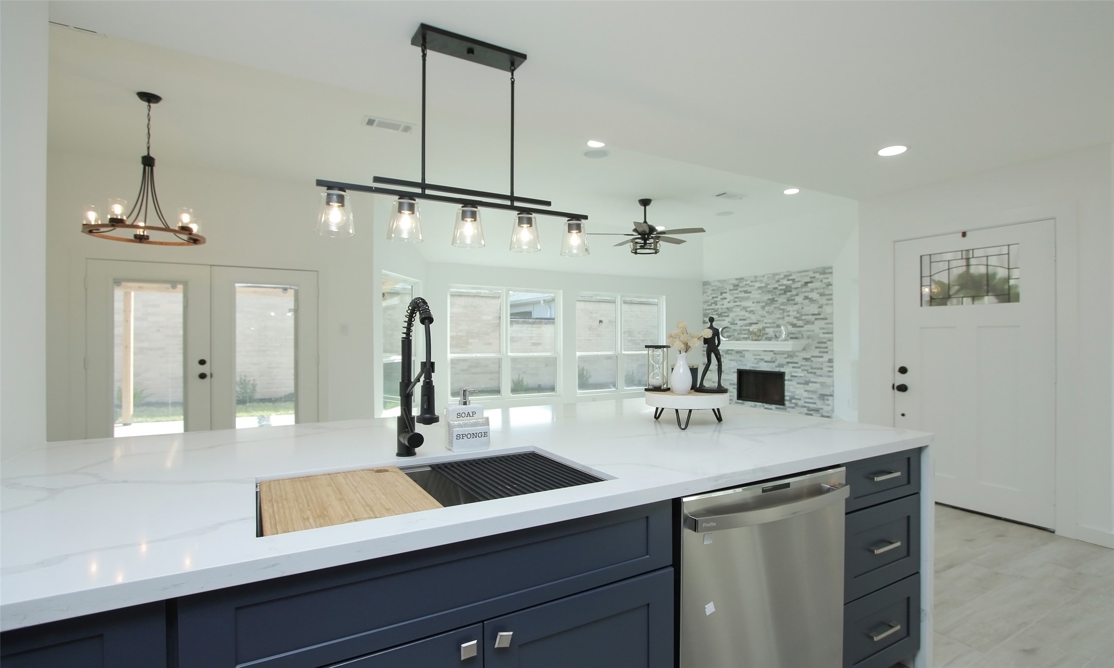 8518 Furlong Lane Property Photo 1