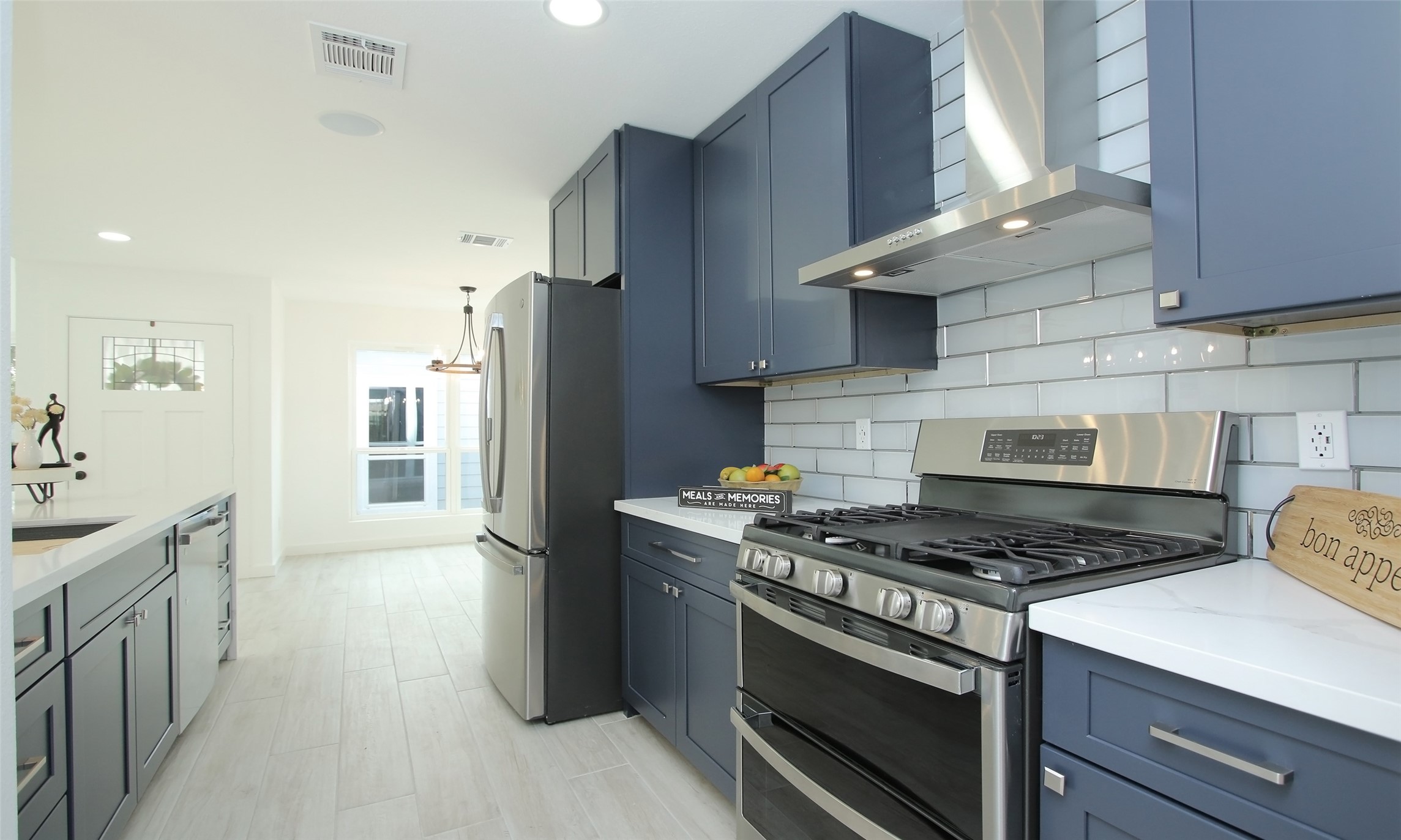 8518 Furlong Lane Property Photo 17