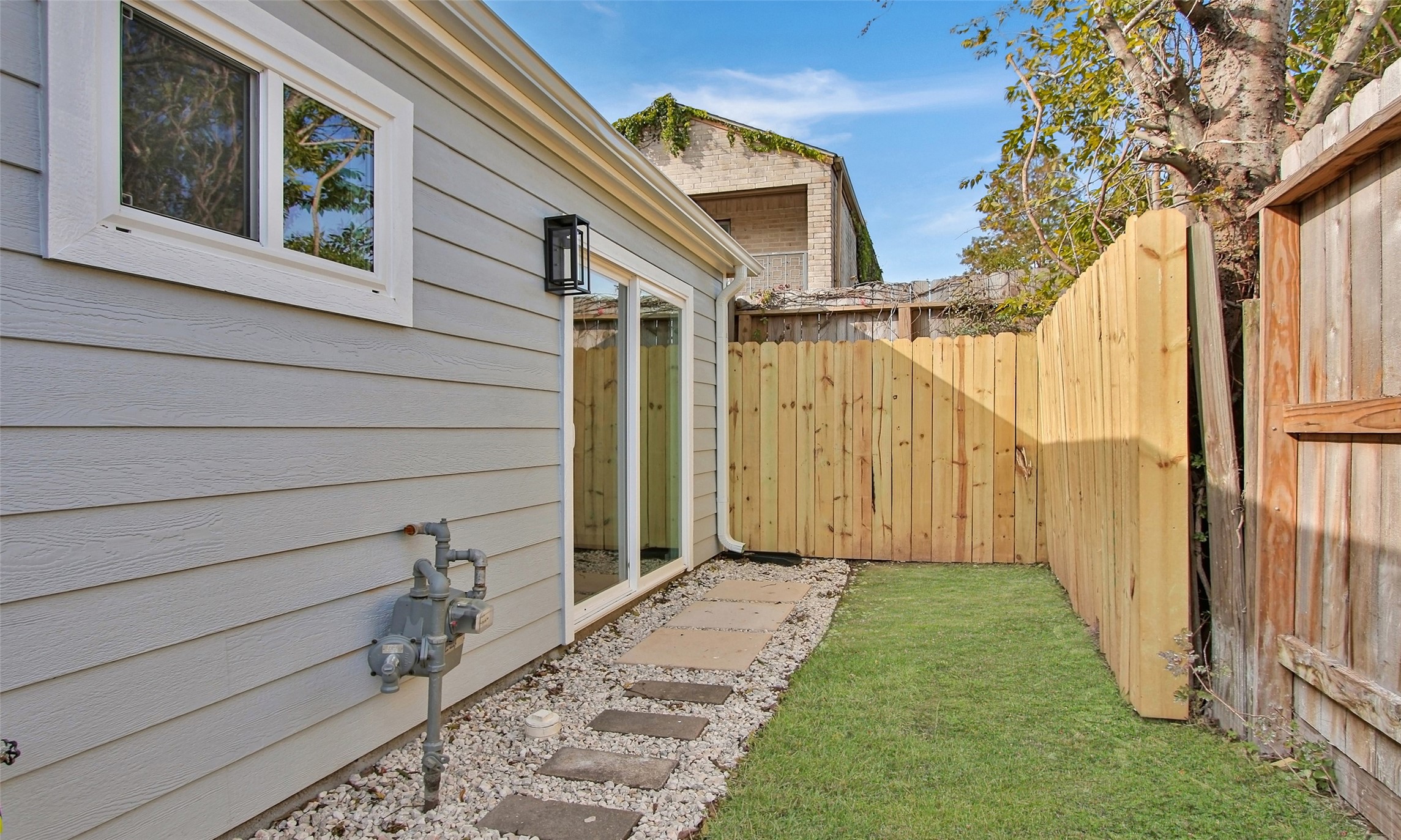 8518 Furlong Lane Property Photo 33