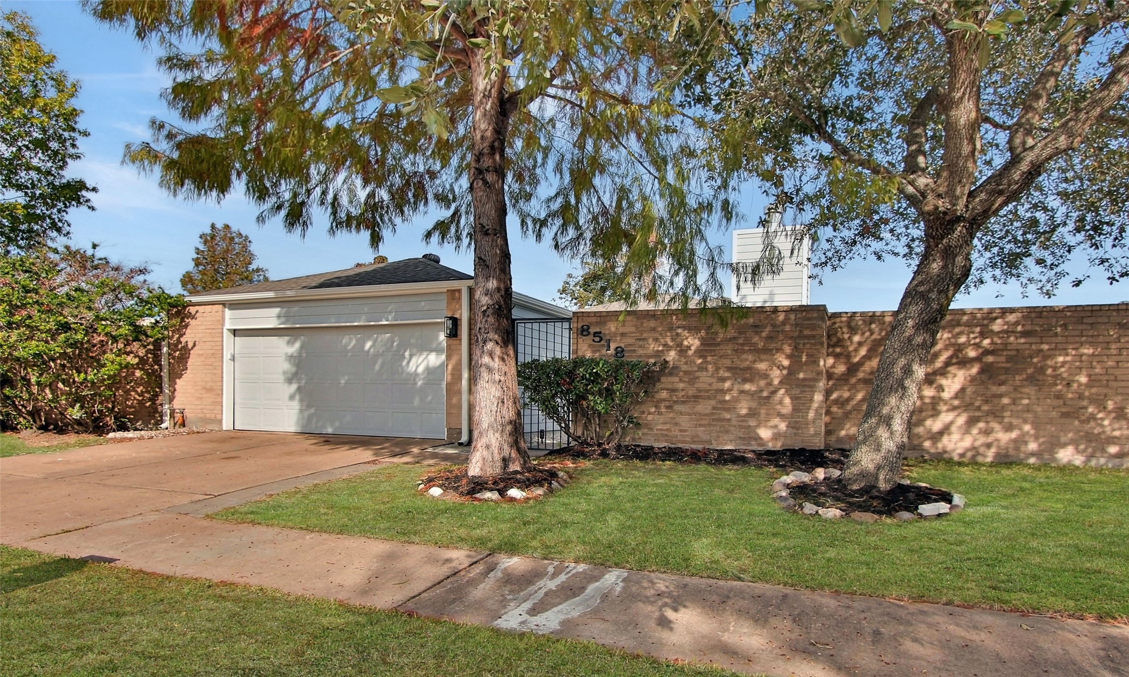 8518 Furlong Lane Property Photo 34