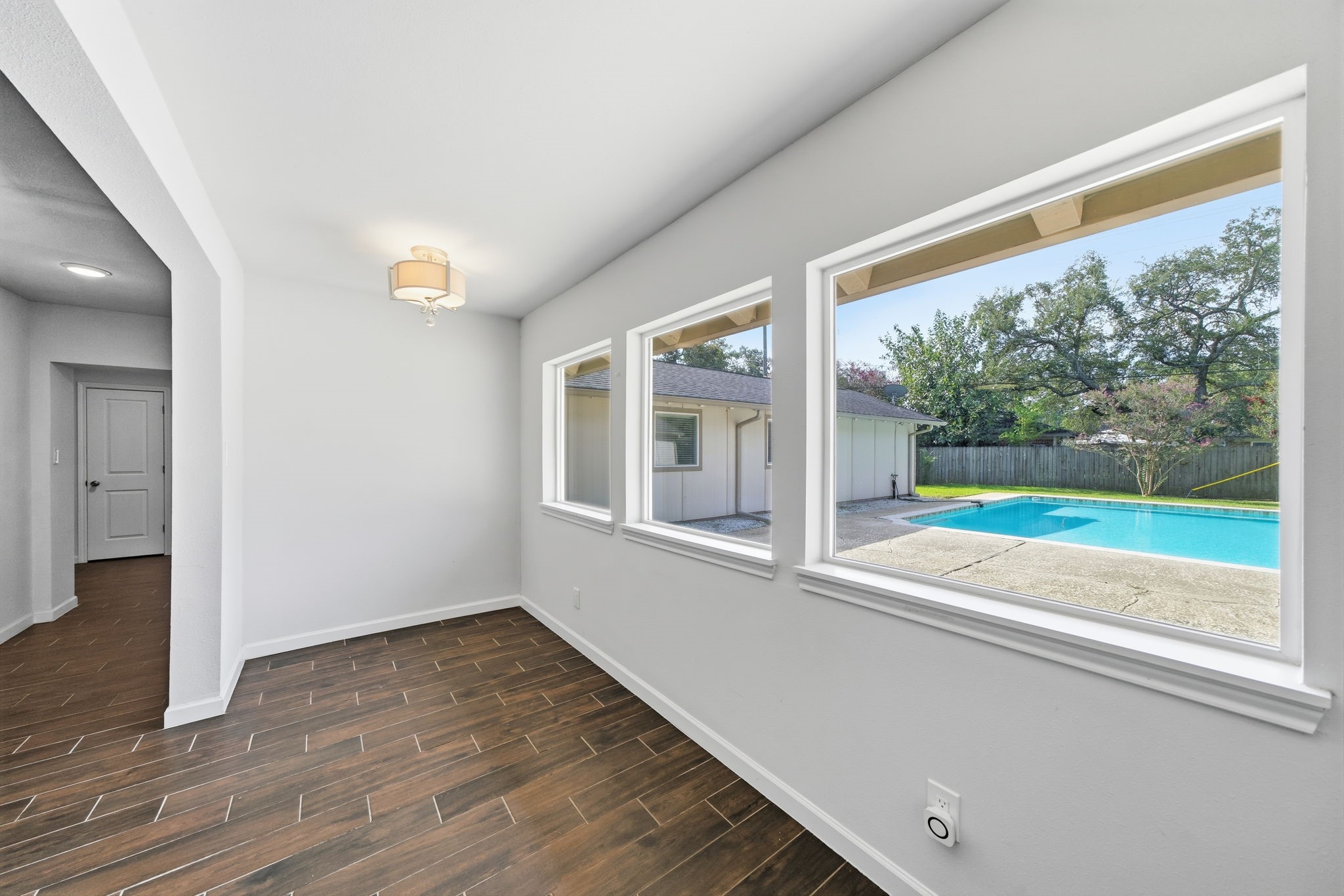 7701 Nairn Street Property Photo 6