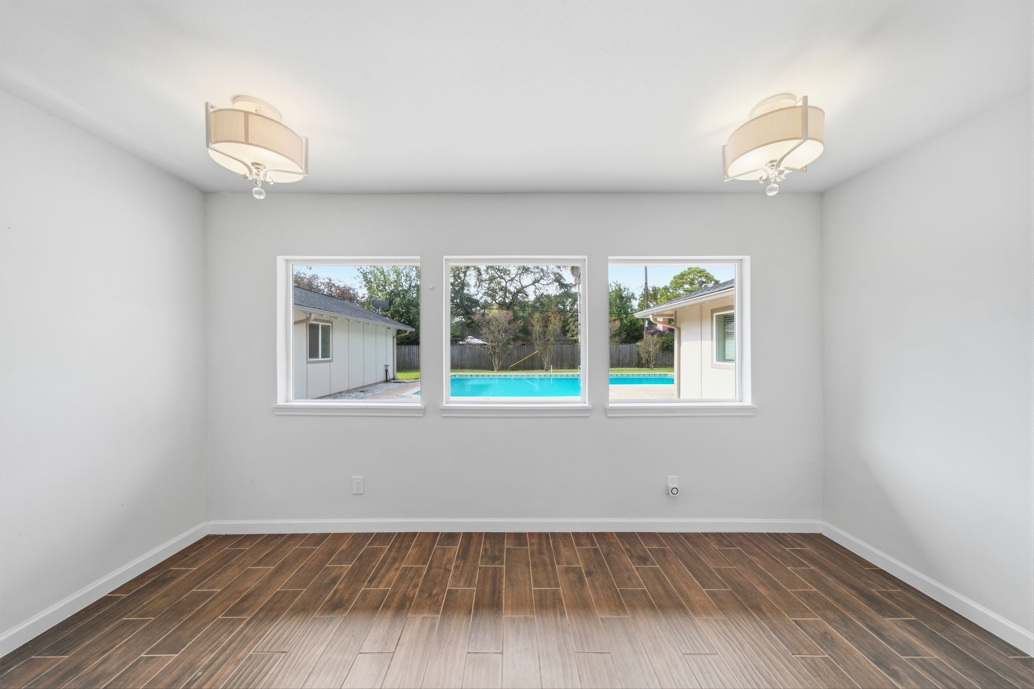 7701 Nairn Street Property Photo 16