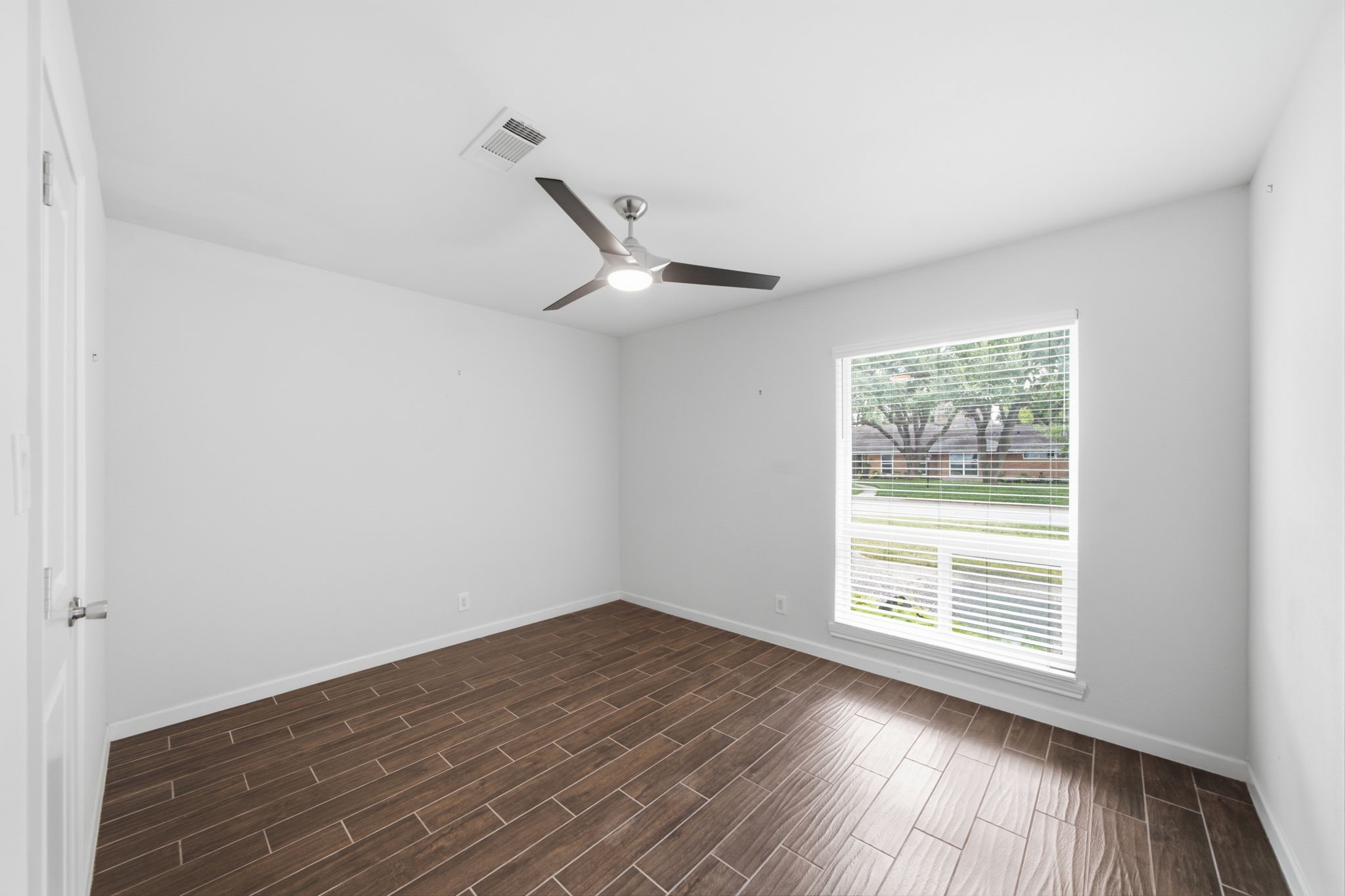 7701 Nairn Street Property Photo 17