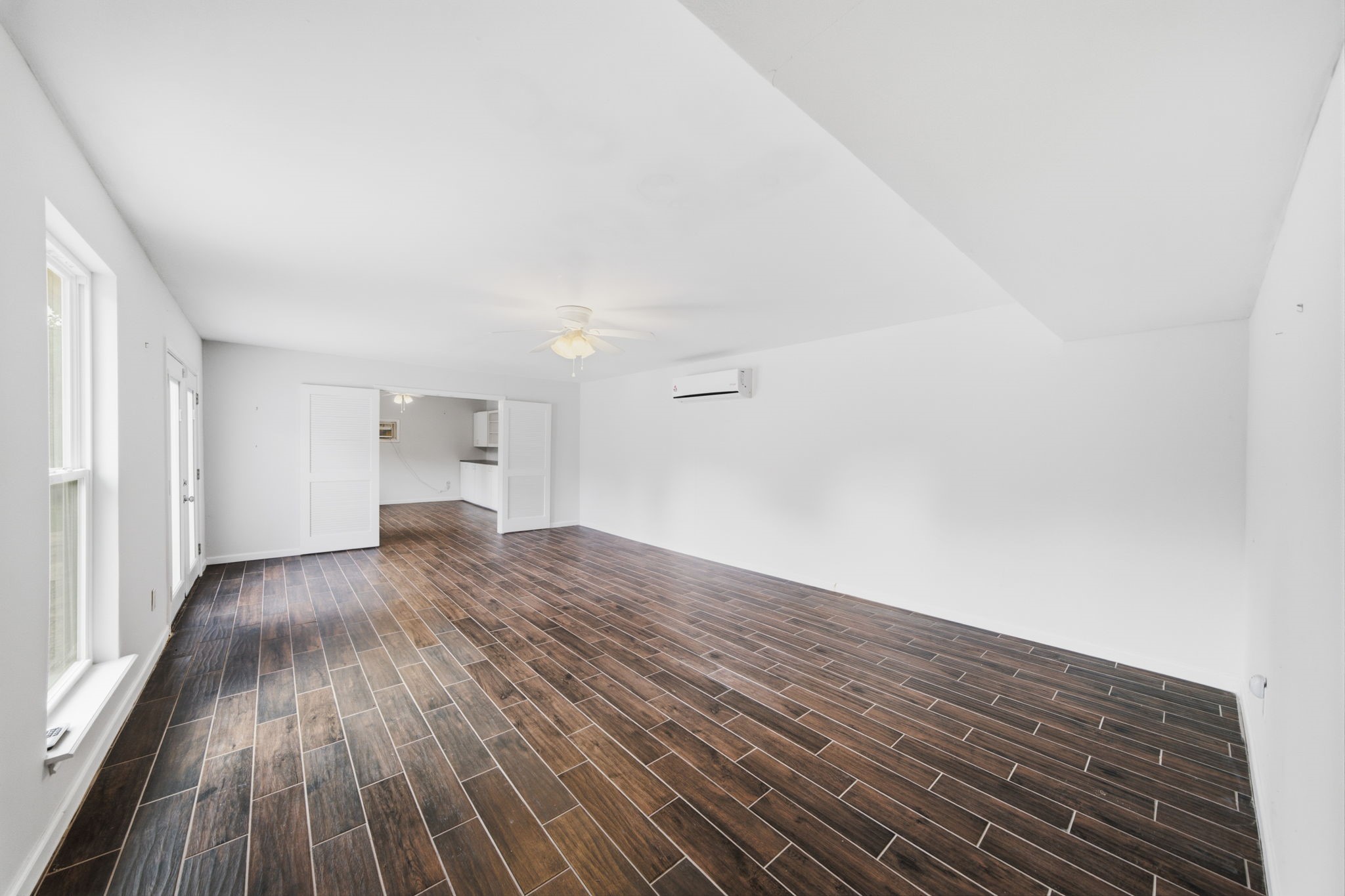 7701 Nairn Street Property Photo 18
